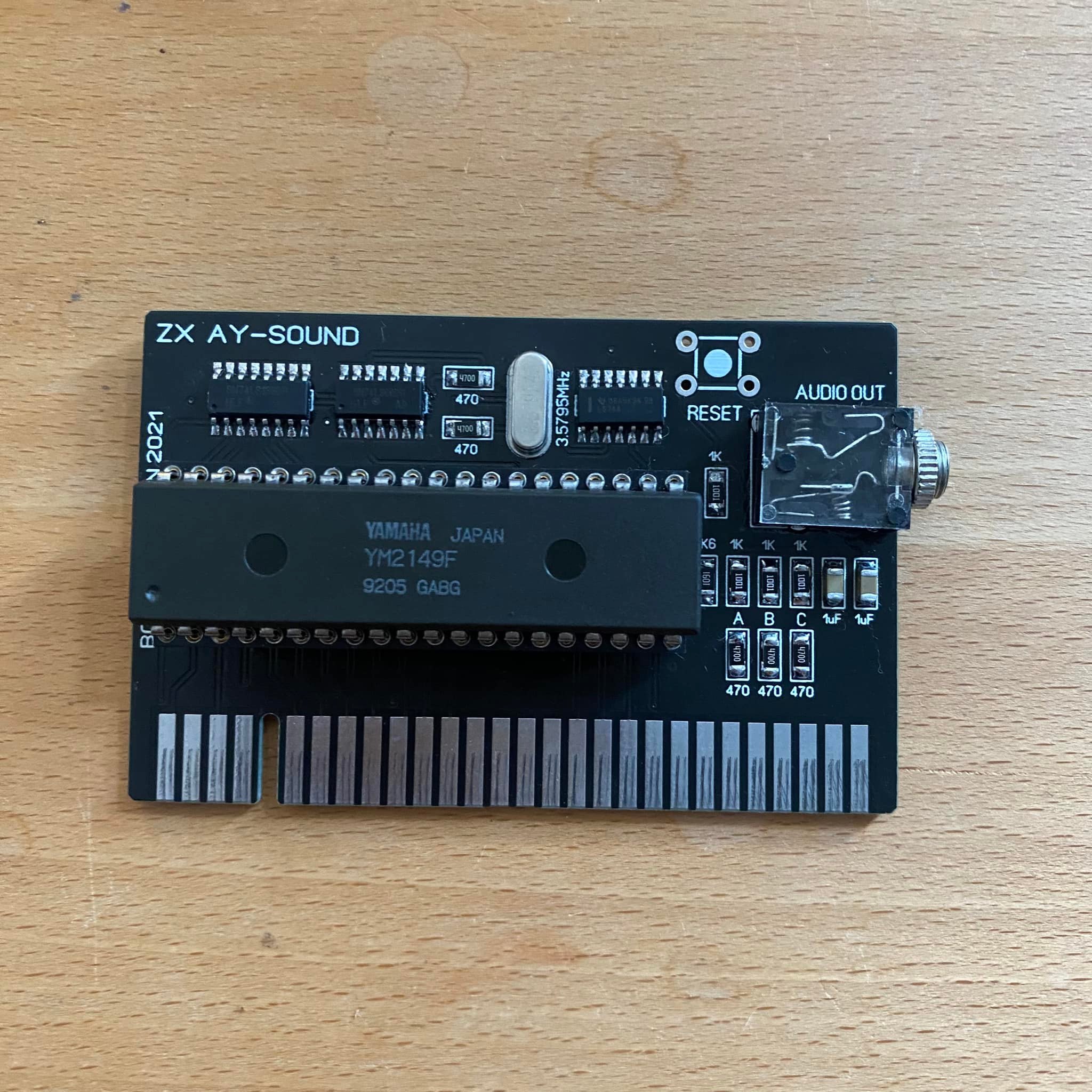 Identifying AY38910 sound IC and Z80 processor from 1980s arcade game