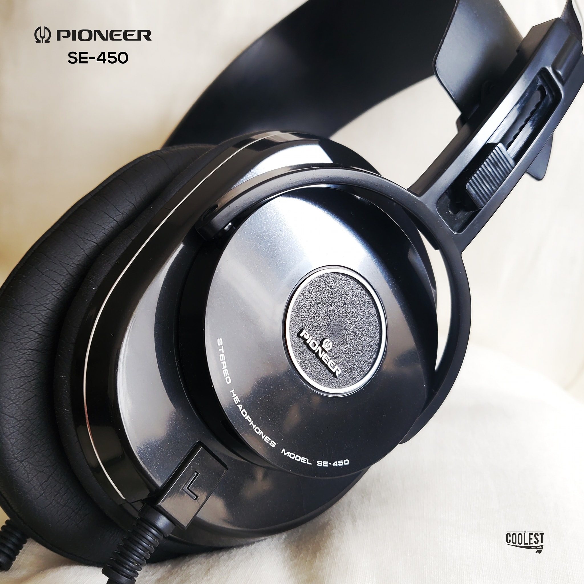 Pioneer SE-50 Headphones, 1970-72.