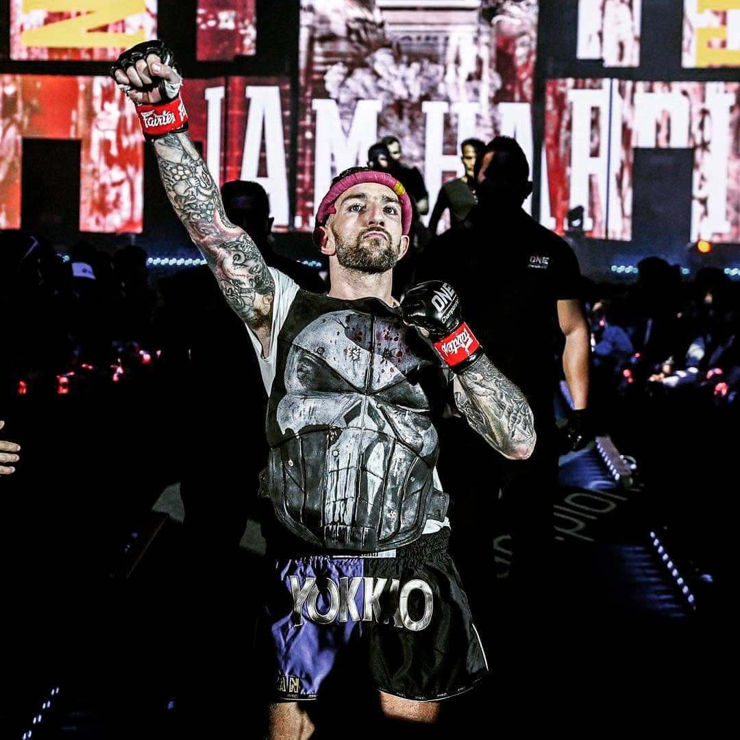 🎁Happy Birthday🍰... - WMO - World Muaythai Organization | Facebook