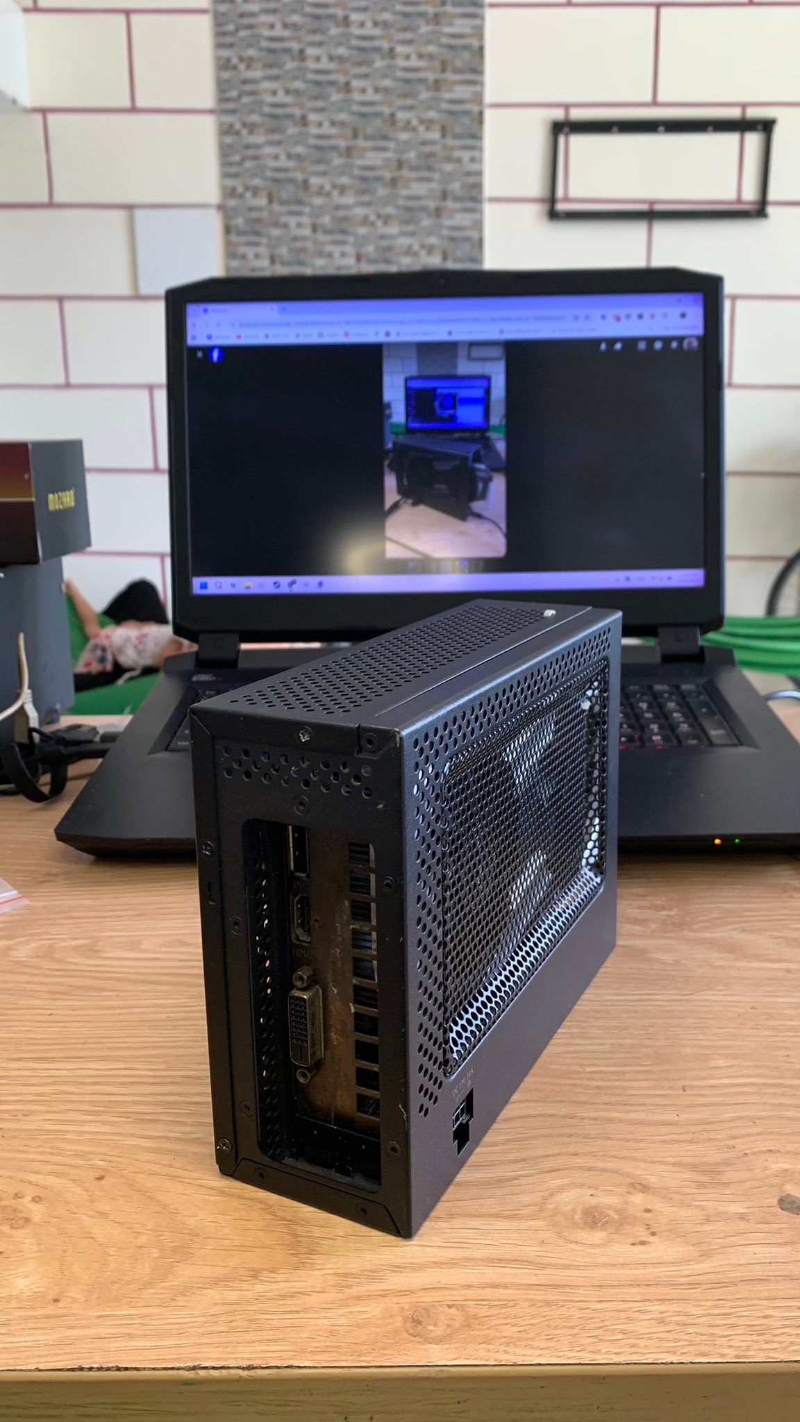 CỘNG ĐỒNG EGPU VIỆT NAM | Dock thunderbolt dành cho vga 1 fan mà lắp 2 ...