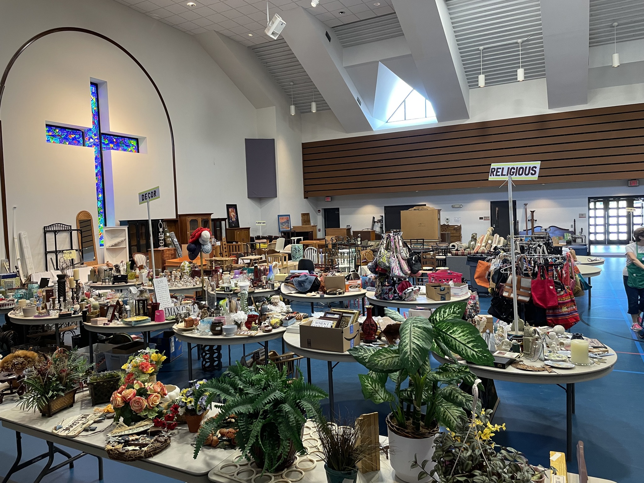 St. Therese Catholic Church Mooresville - 𝐎𝐔𝐑 𝐁𝐈𝐆 𝐑𝐔𝐌𝐌𝐀𝐆𝐄 𝐒𝐀𝐋𝐄 𝐈𝐒 𝐁𝐀𝐂𝐊 ...