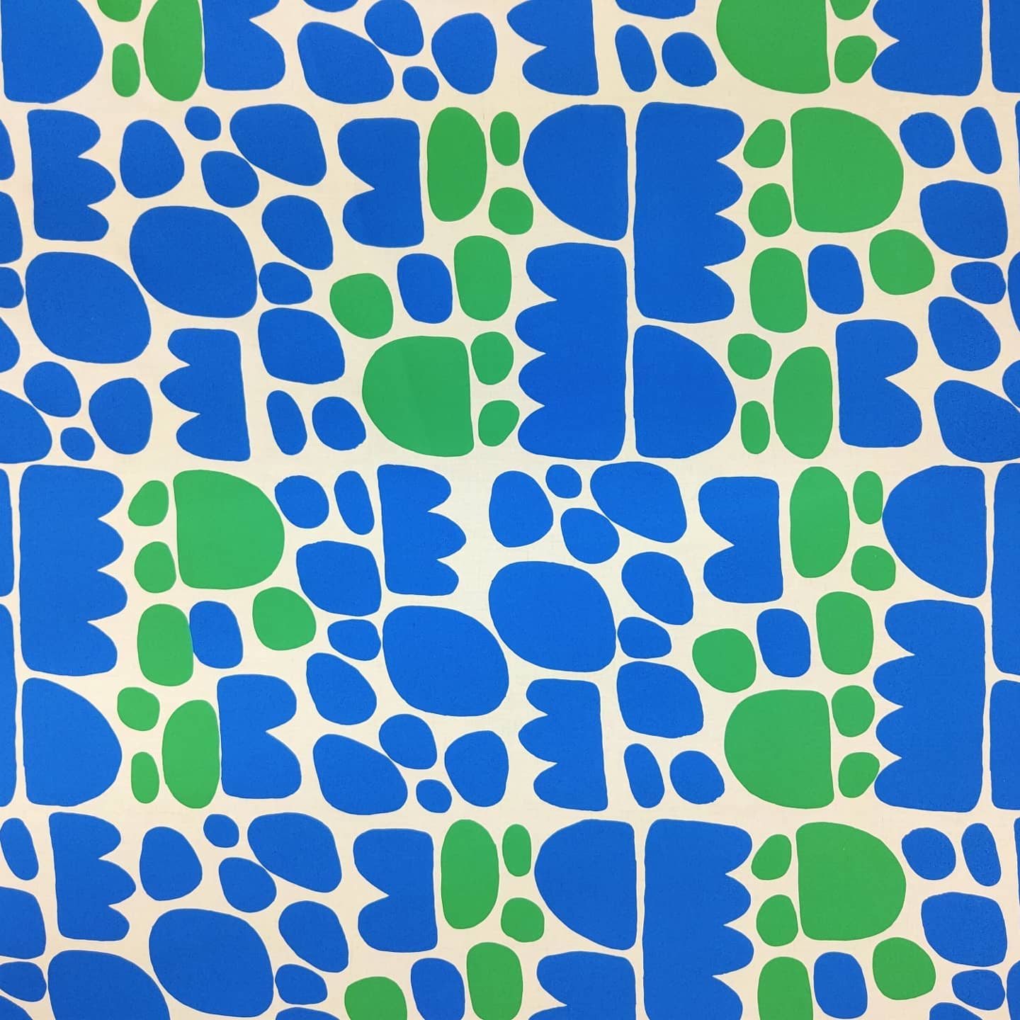 Ikuntji Artists - New colourways on linen available now...