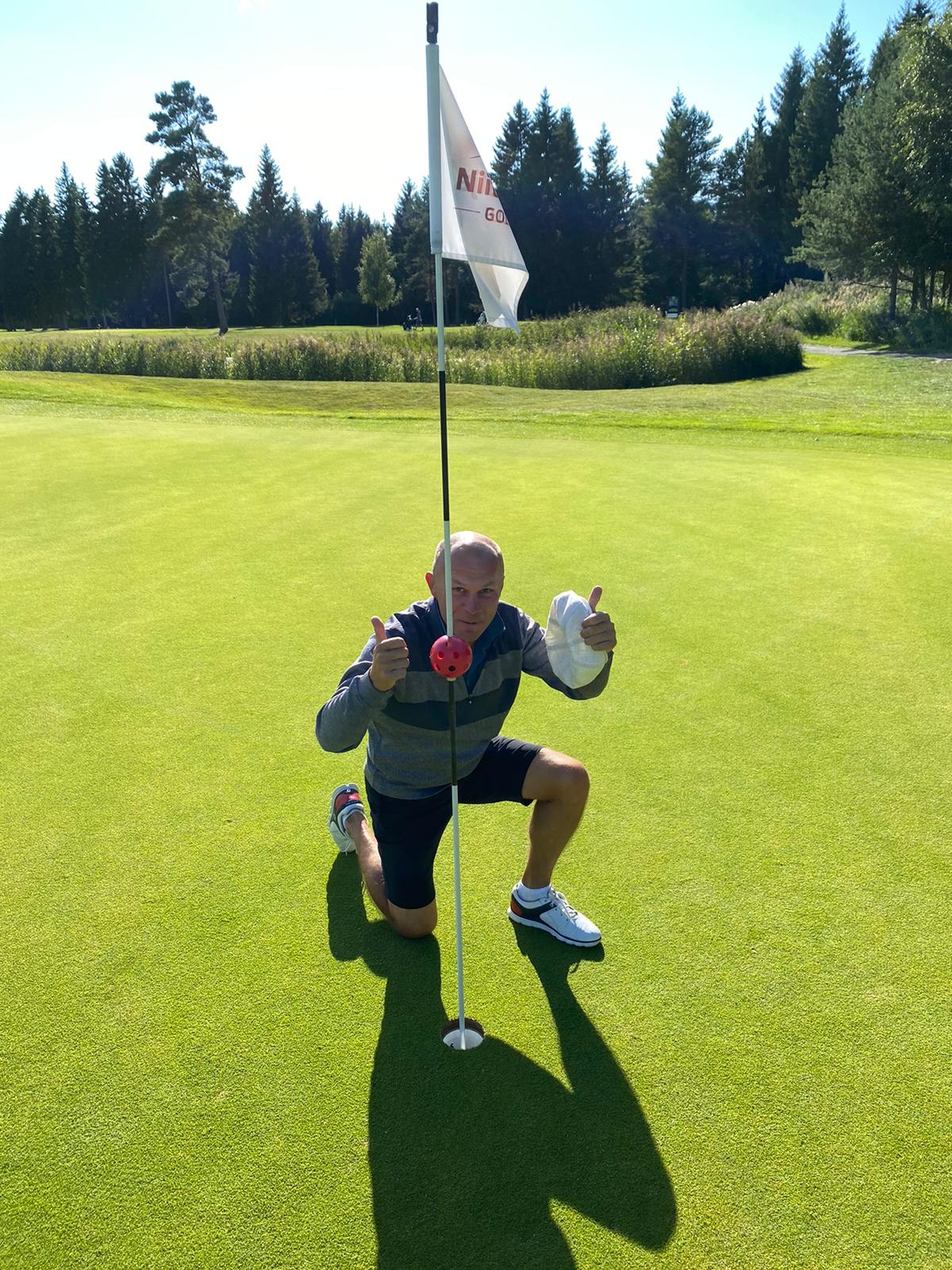 Ja siit ta lõpuks tuligi...selle... - Niitvälja Golfikeskus