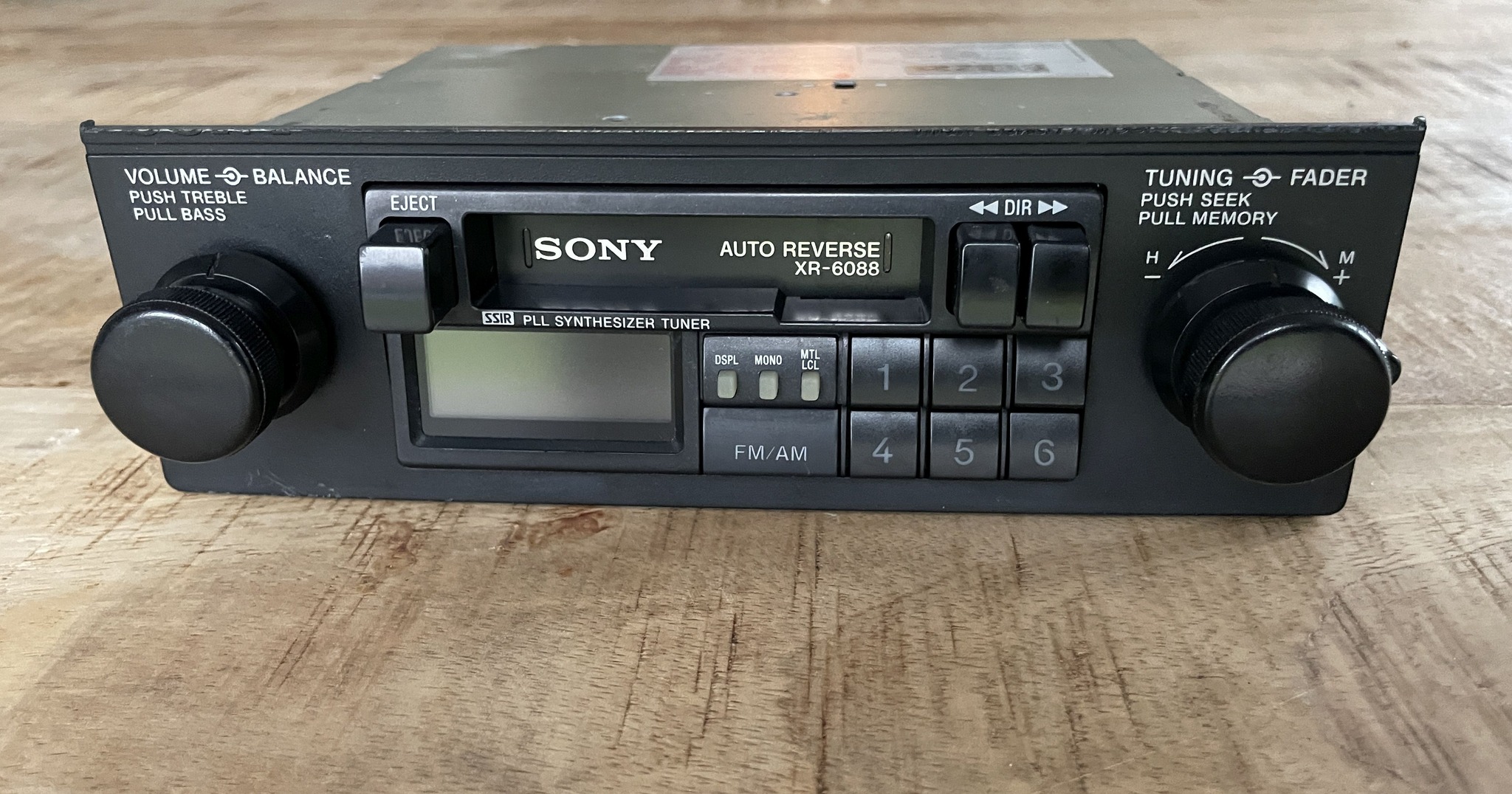 Does anyone have an old Sony XR-7180 radio for sale?
