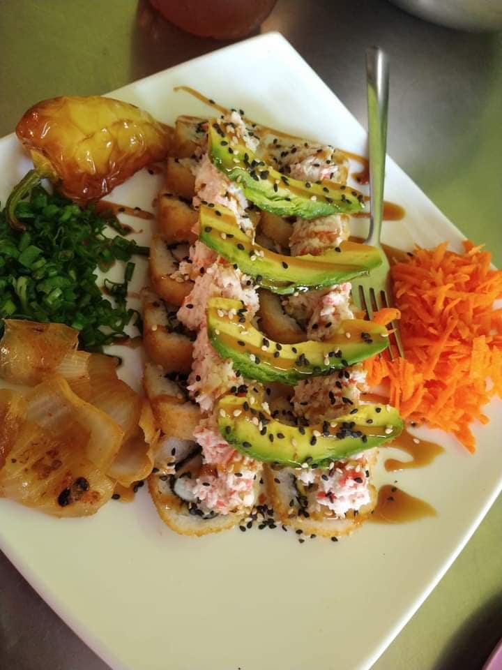 Ranch roll sushi