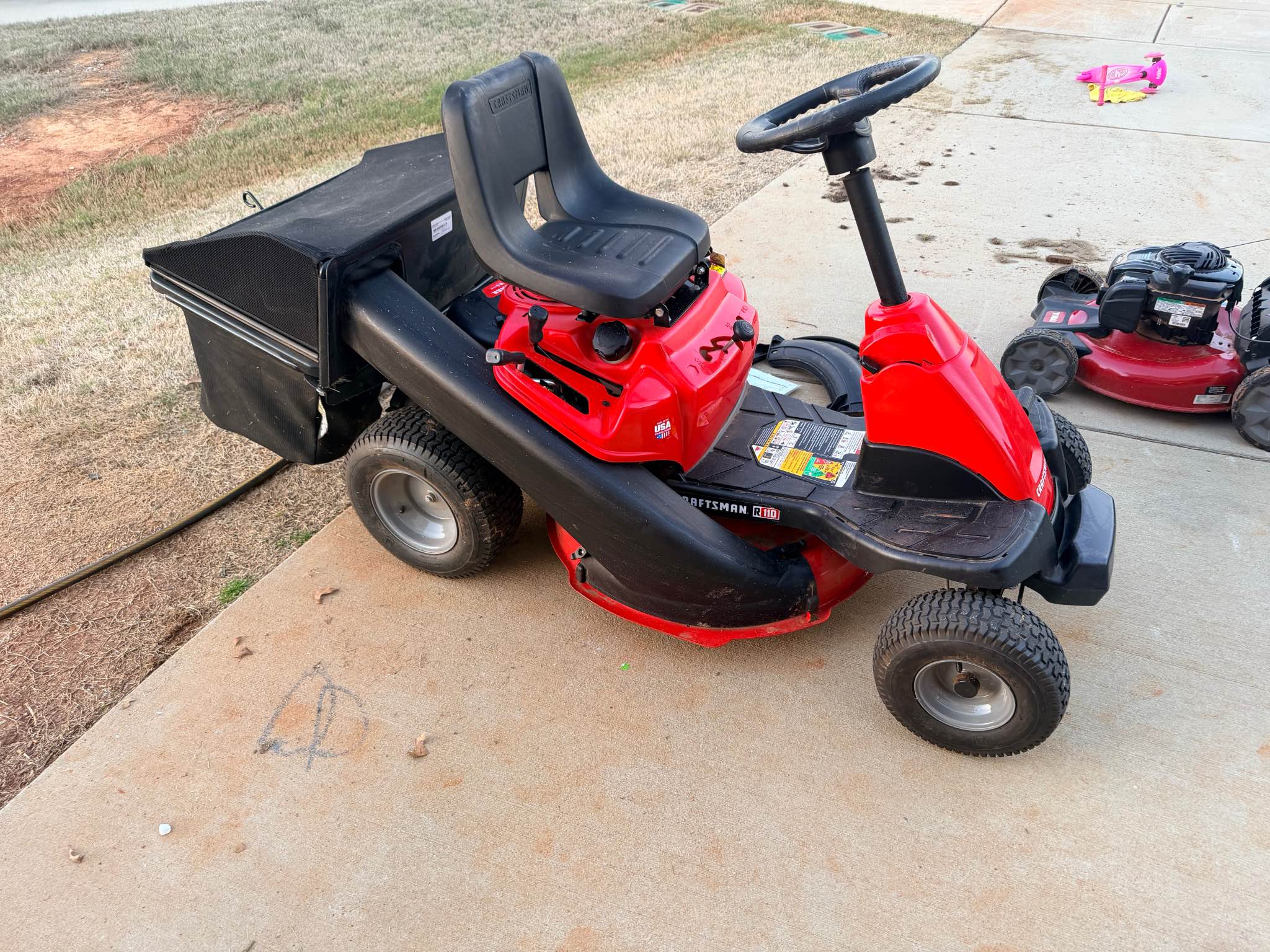 Craftsman R110 Riding Mower 30” + Bagger + Weed Eater/Edger - Lawn ...