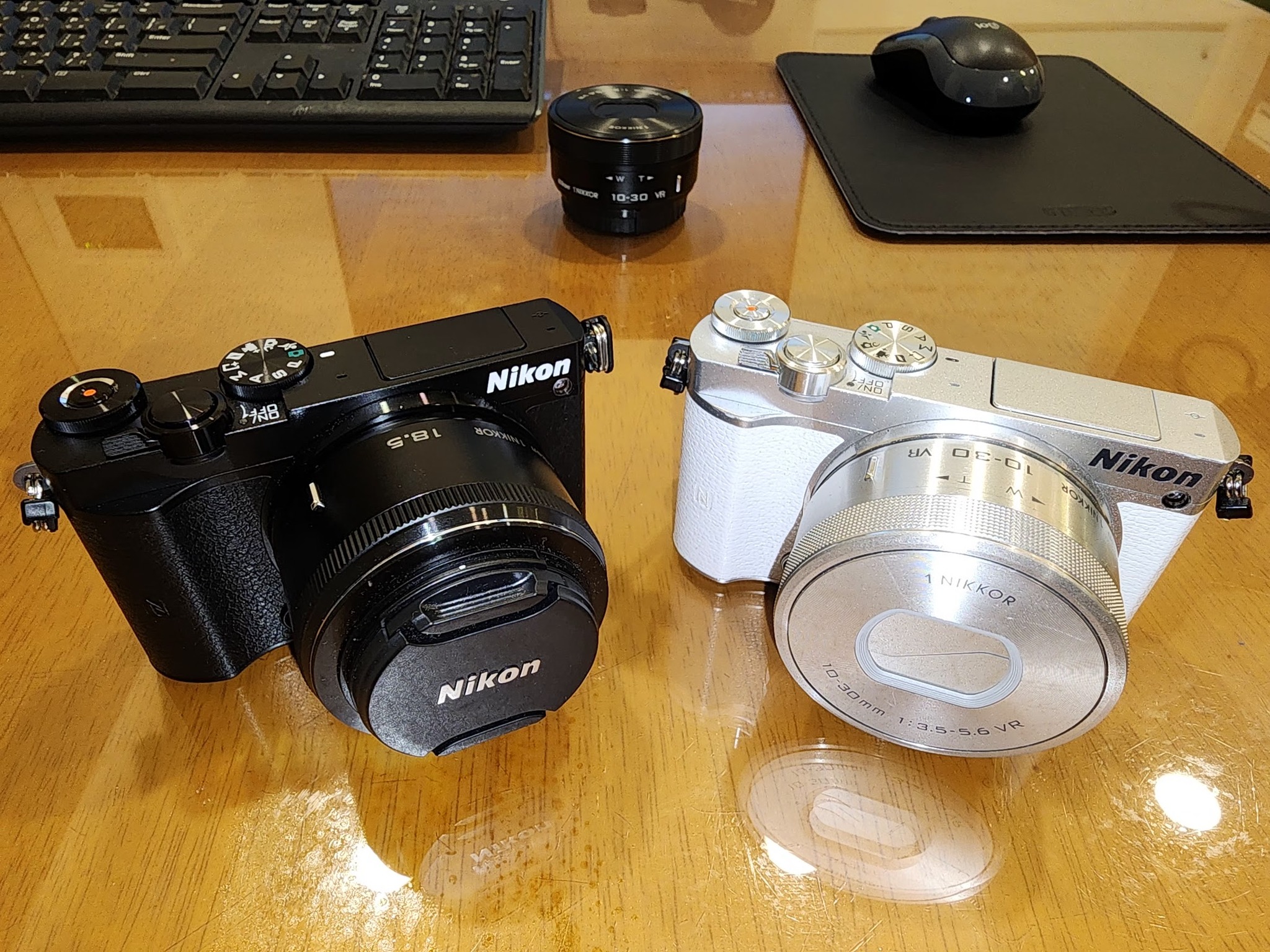 Nikon 1 J5 camera with 1 Nikkor VR 10-30mm lens