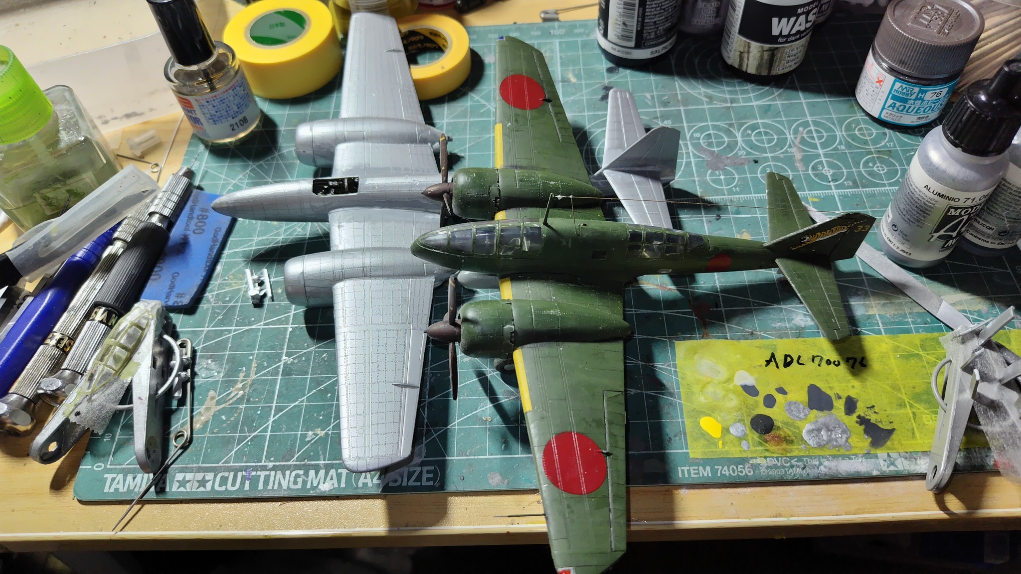 MPM 1/72 ki-83 やっと「士の字」飛行機の形になりました。 三菱のDNA