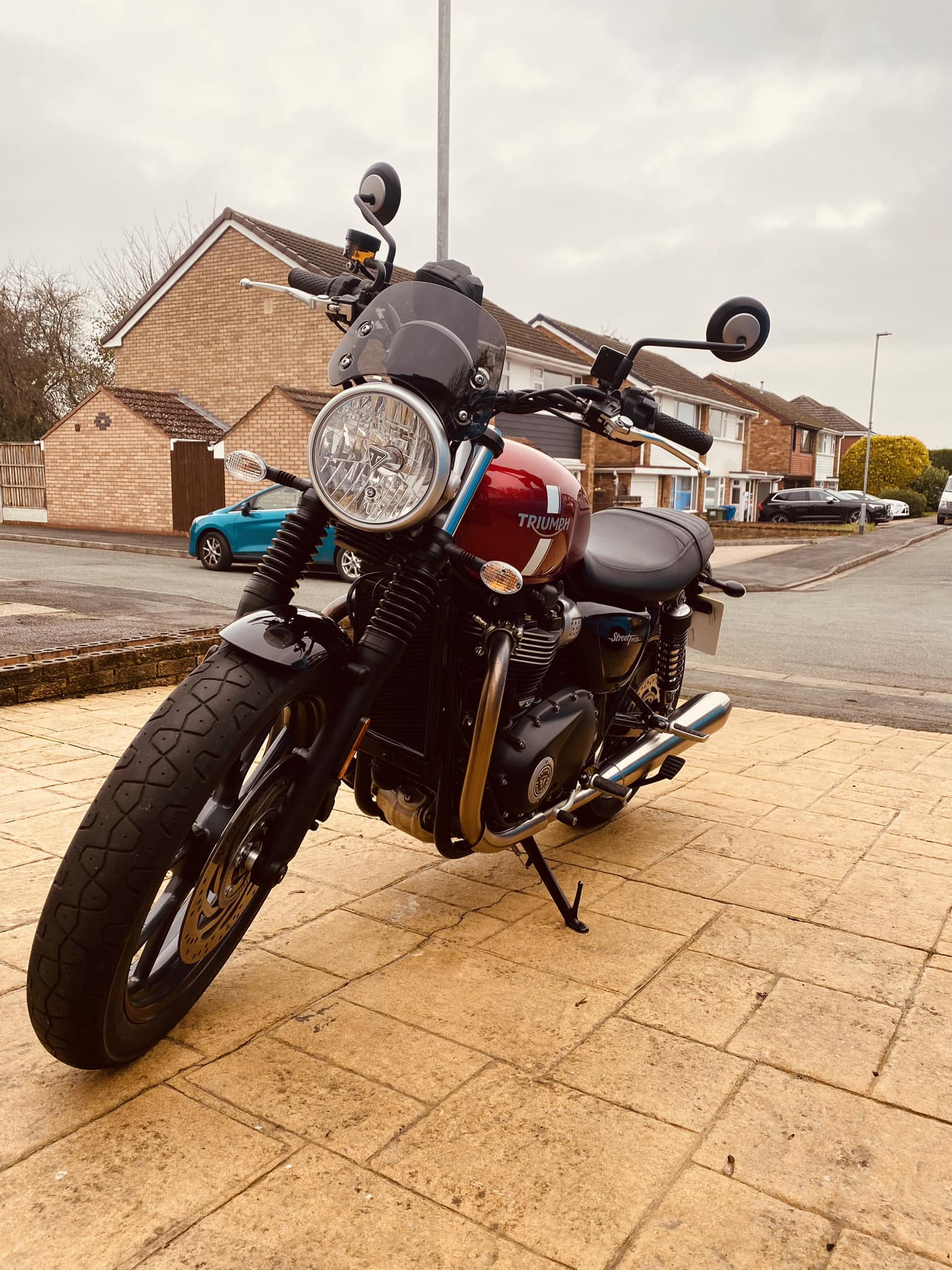 Checkout this weather in the UK ! 🤩 NEW in store this Sizzling