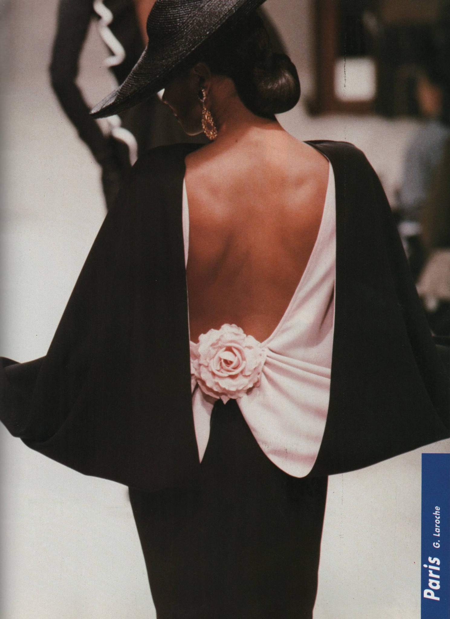 guy laroche backless dress This is a magnificent body-con maxi gown by Parisian Atelier Gothic Style Best way to thicken Color:Blushing Pink