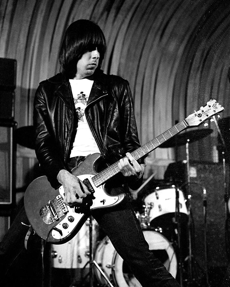 Johnny Ramone 📸 Photo by Michael Mastro #ramones #ramonesfans