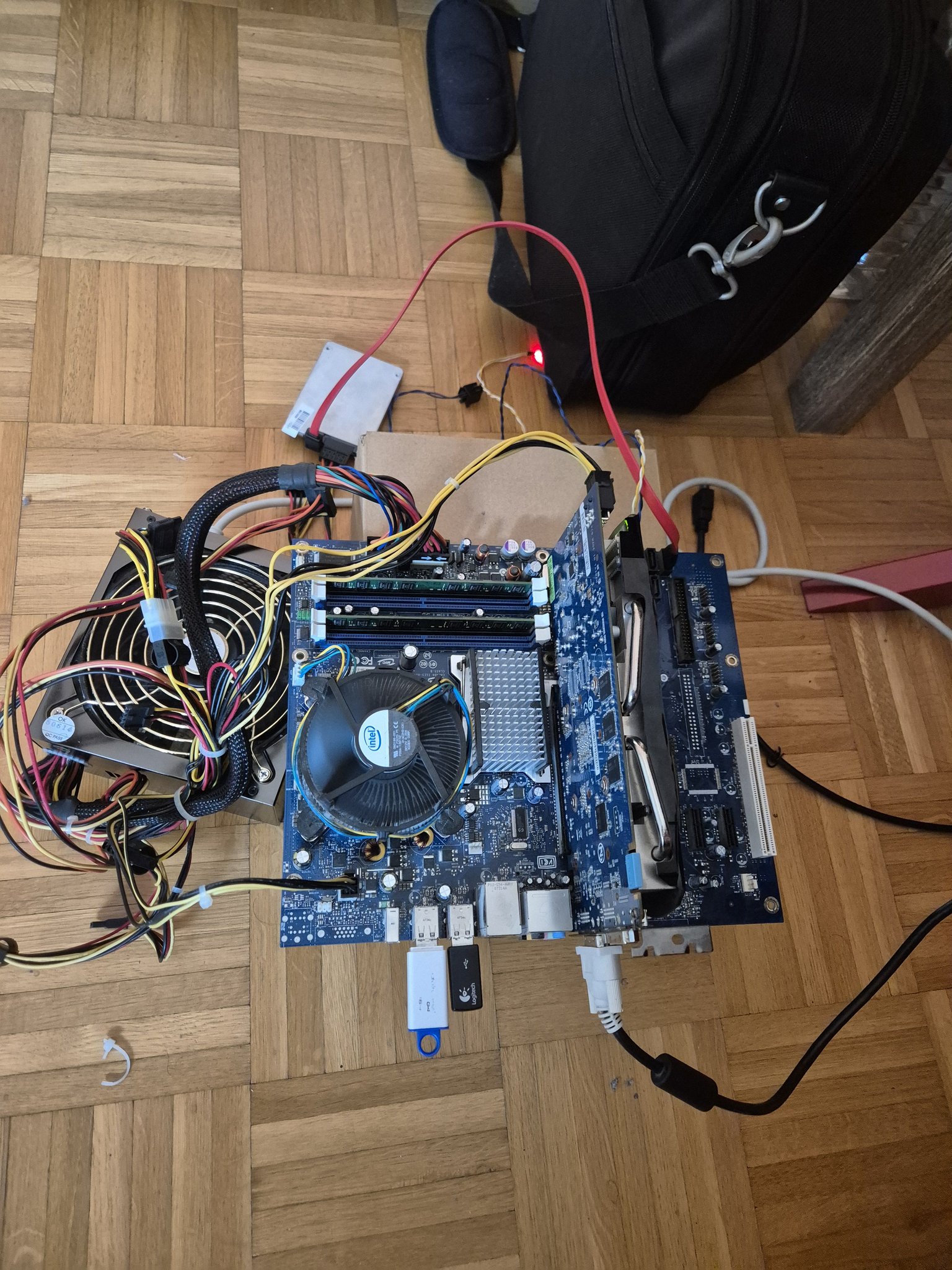 Xeon E3-1225v2 SSD+HDD3台 GTX550ti Win11 商品の説明HP Z220