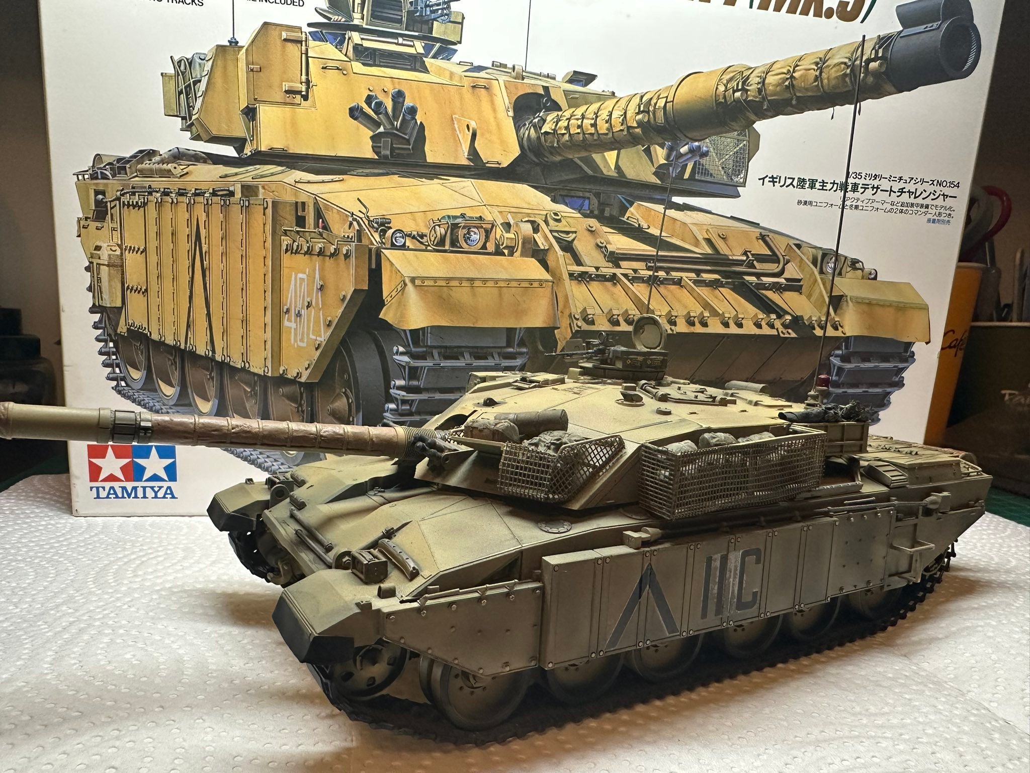 Tamiya 1/35 Challenger 1 British main battle tank model