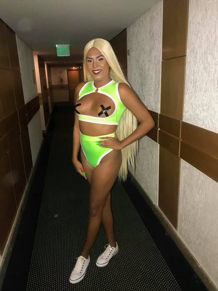 Danny Bond A Travesti Aqui Bonita Do Jeitinho Que Eles Facebook danny bond a travesti aqui bonita do