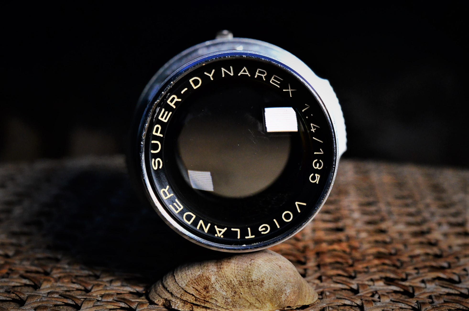 Voigtlander Super-Dynarex 135mm f/4 lens review