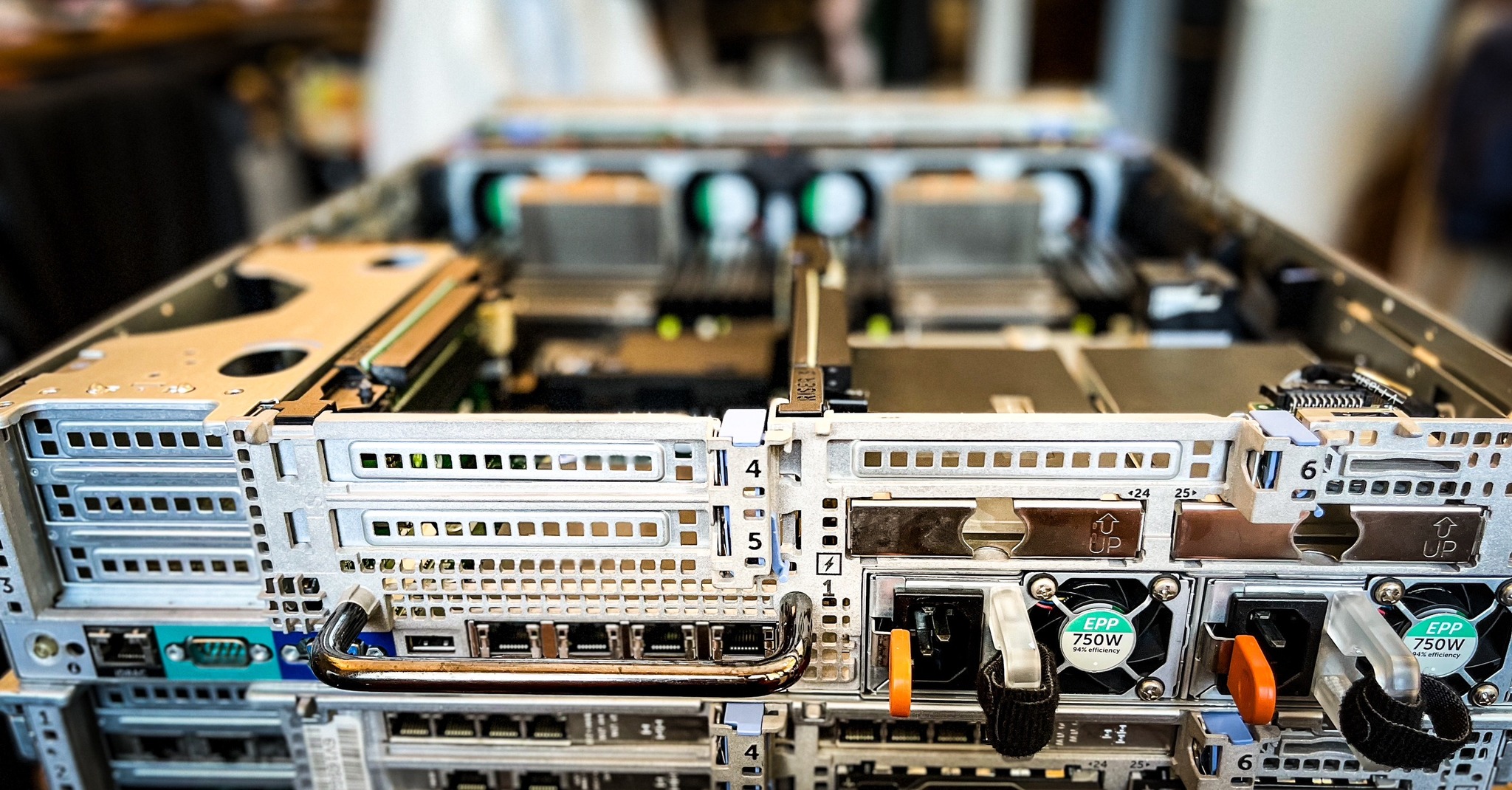 IT. Server Shop | Bangkok