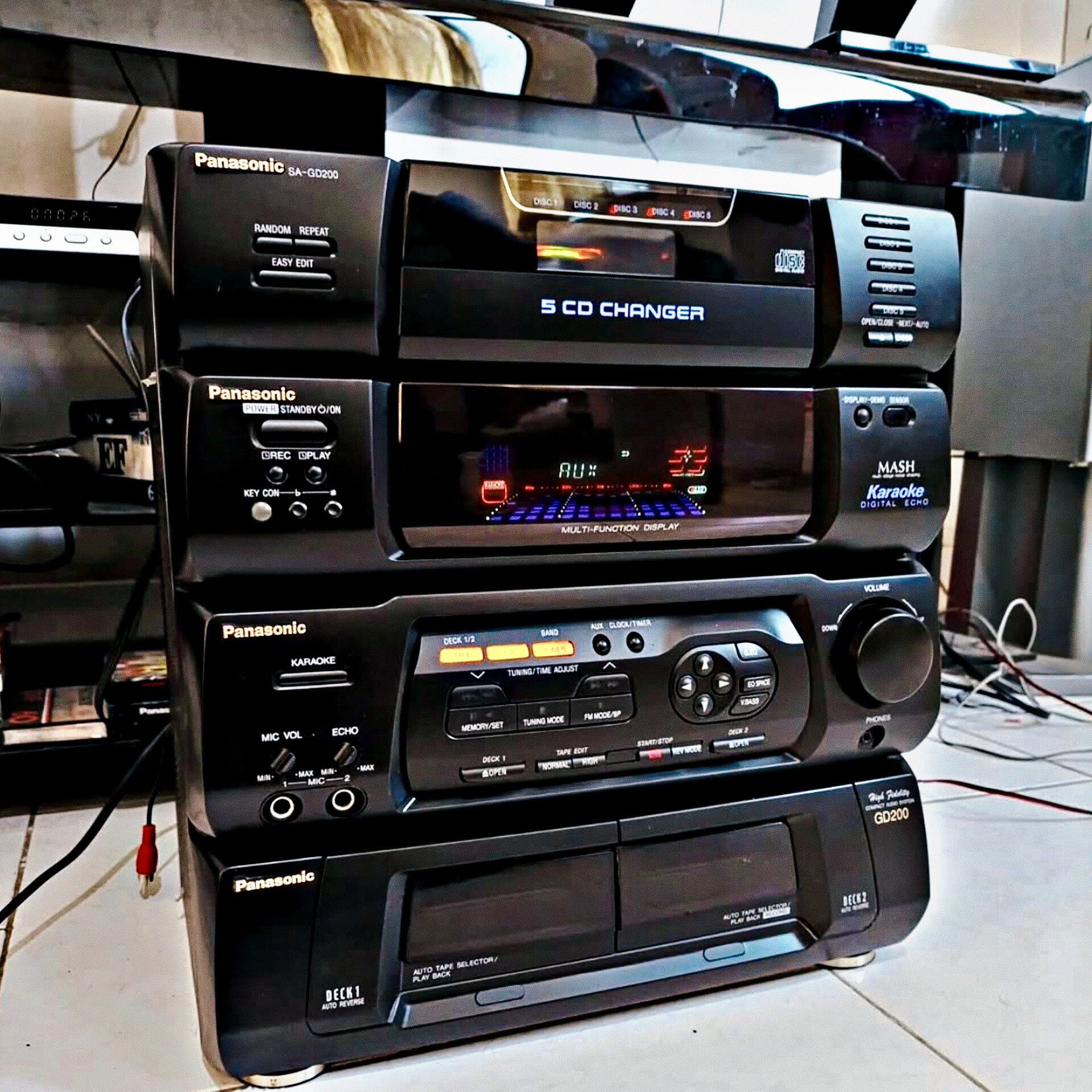 Panasonic SB-D70 Hi-Fi stereo speaker system.😱