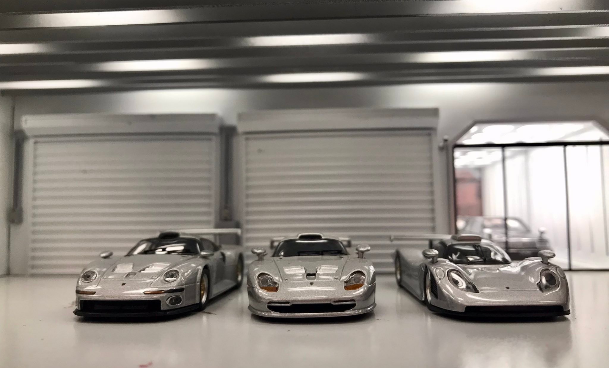 Porsche 911 GT1 by Kyosho Beads ⚪️ KK MOTOR T @Bambo இம் HKS