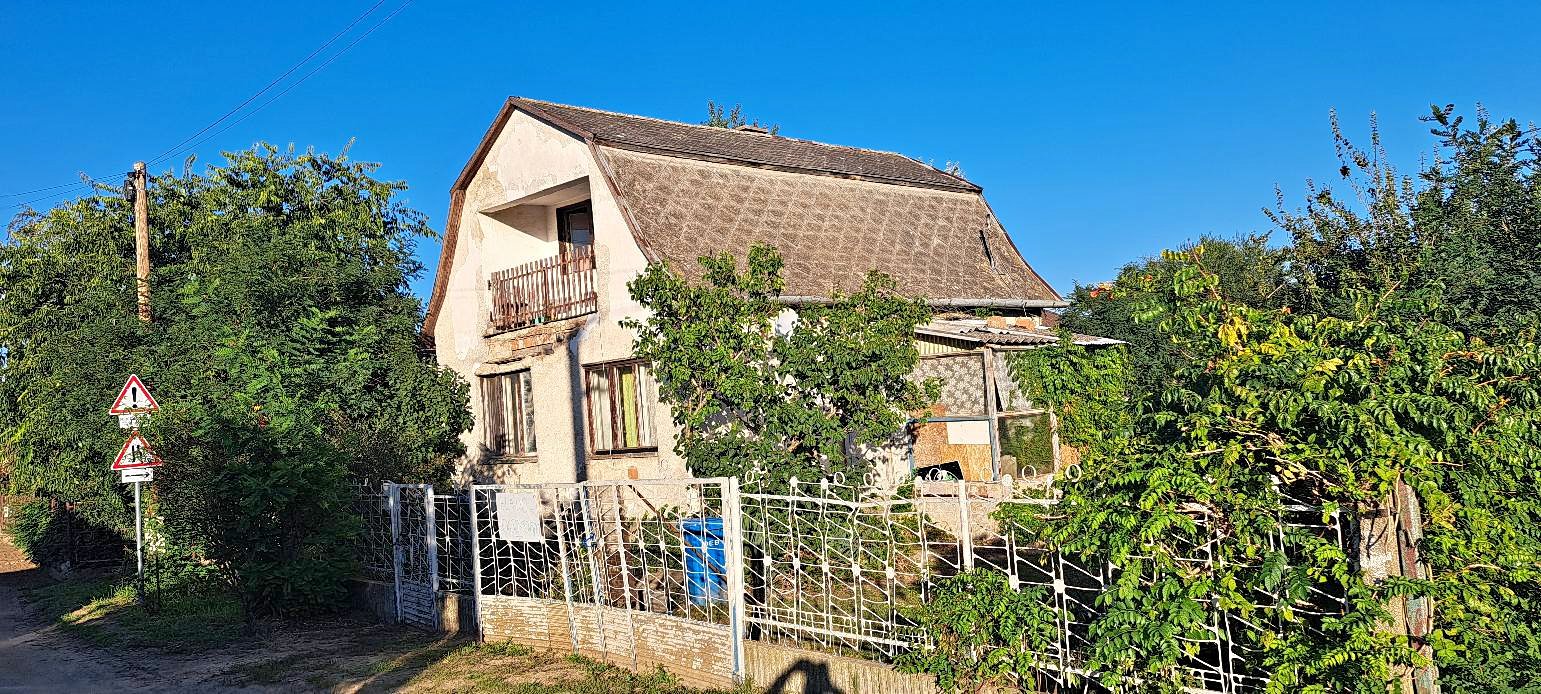 Eladó családi ház - Property For Sale - Hajdúsámson | Facebook ...