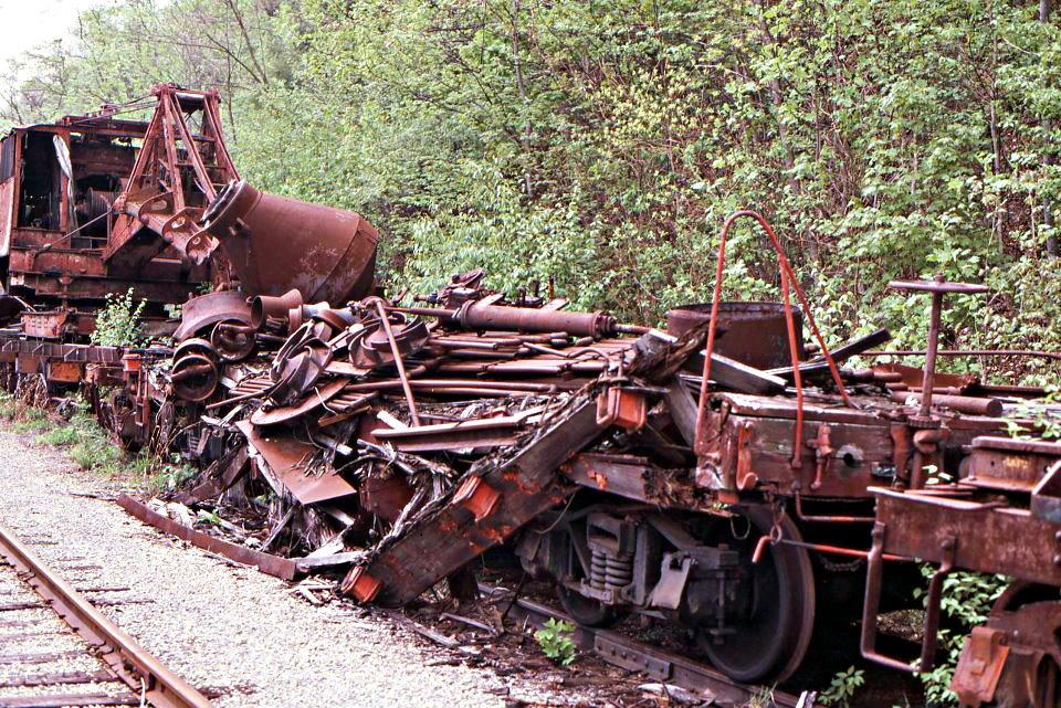 Casshews: - The Greenbrier dead line in 1986. This is junk from the ...
