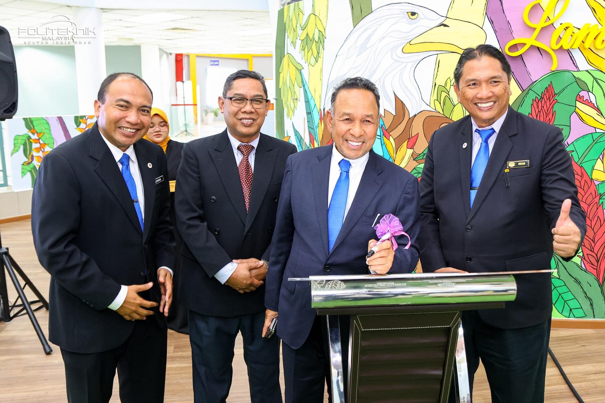 Assalamualaikum,... - Perpustakaan Tan Sri Rozali Ismail
