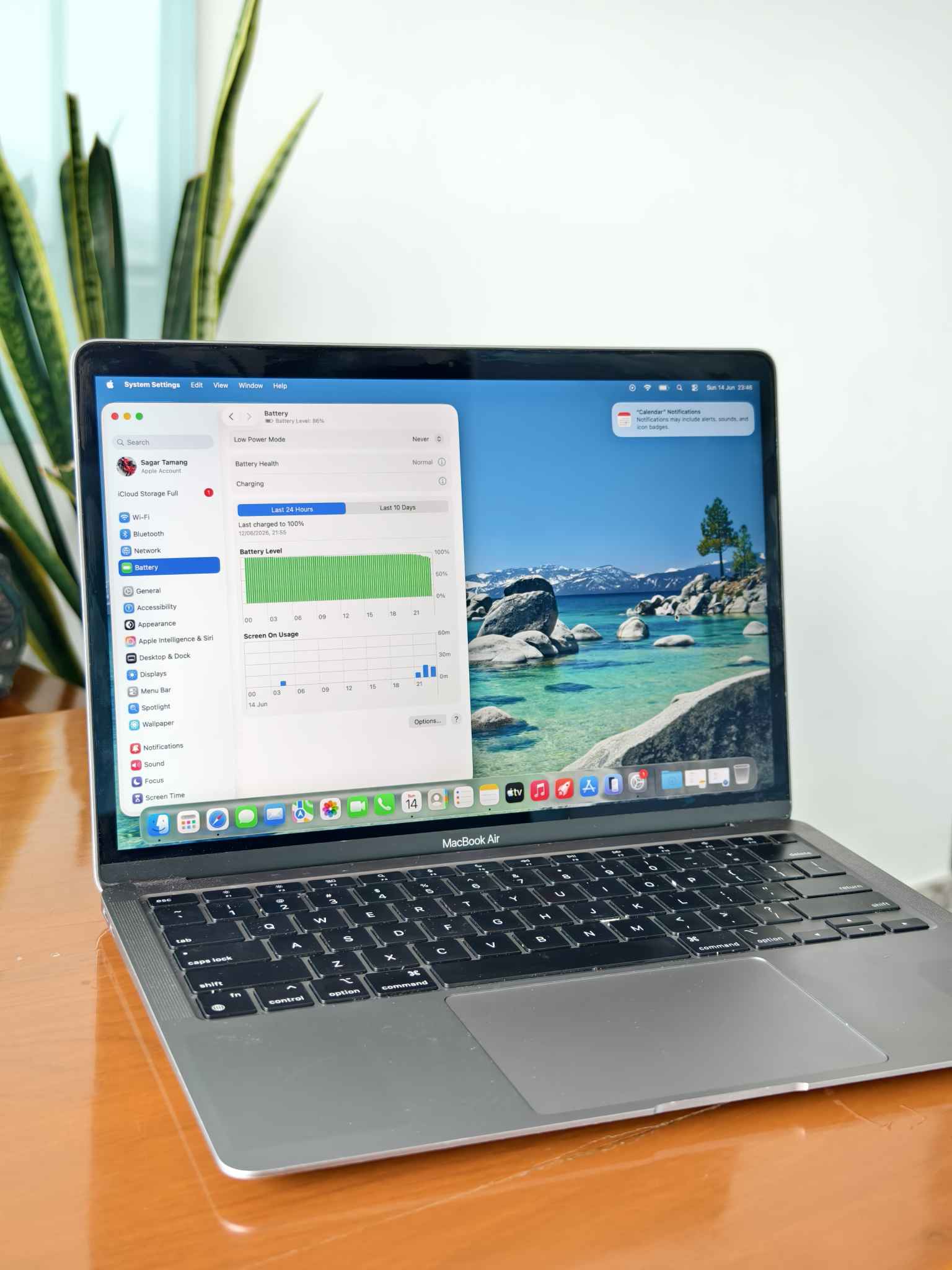 MacBook air m1 8gb 256gb Battery health 85 Non repair With adaptor 