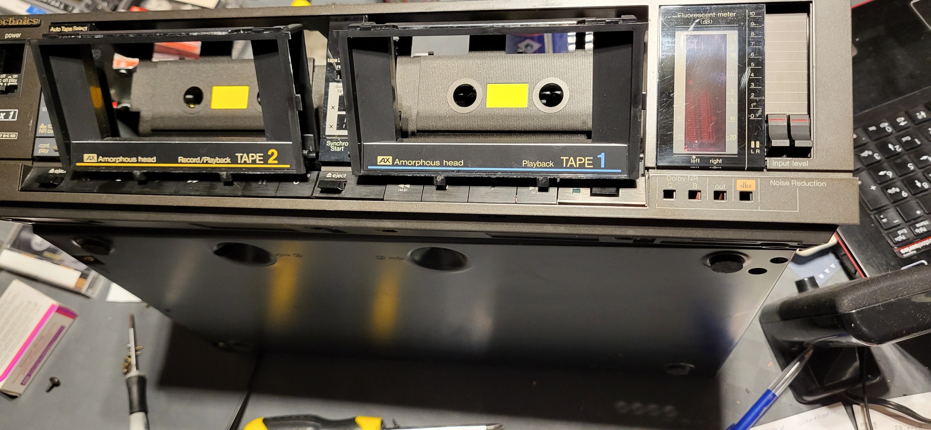 Yesterday I scored this beautiful Technics RS-B66W with DBX. Gears