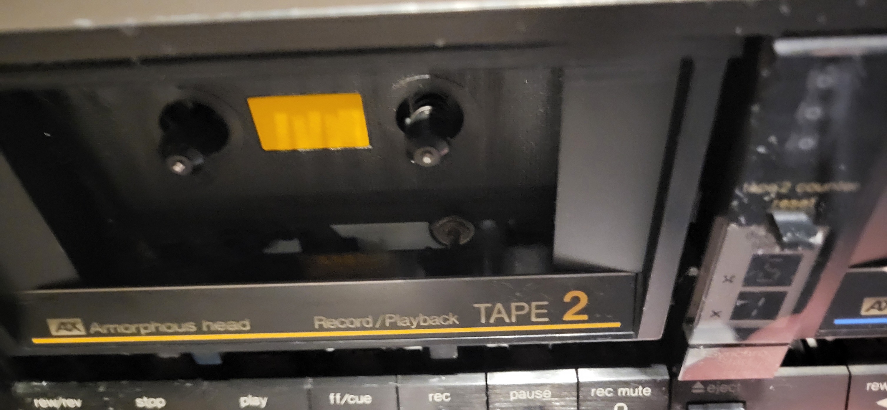Yesterday I scored this beautiful Technics RS-B66W with DBX. Gears
