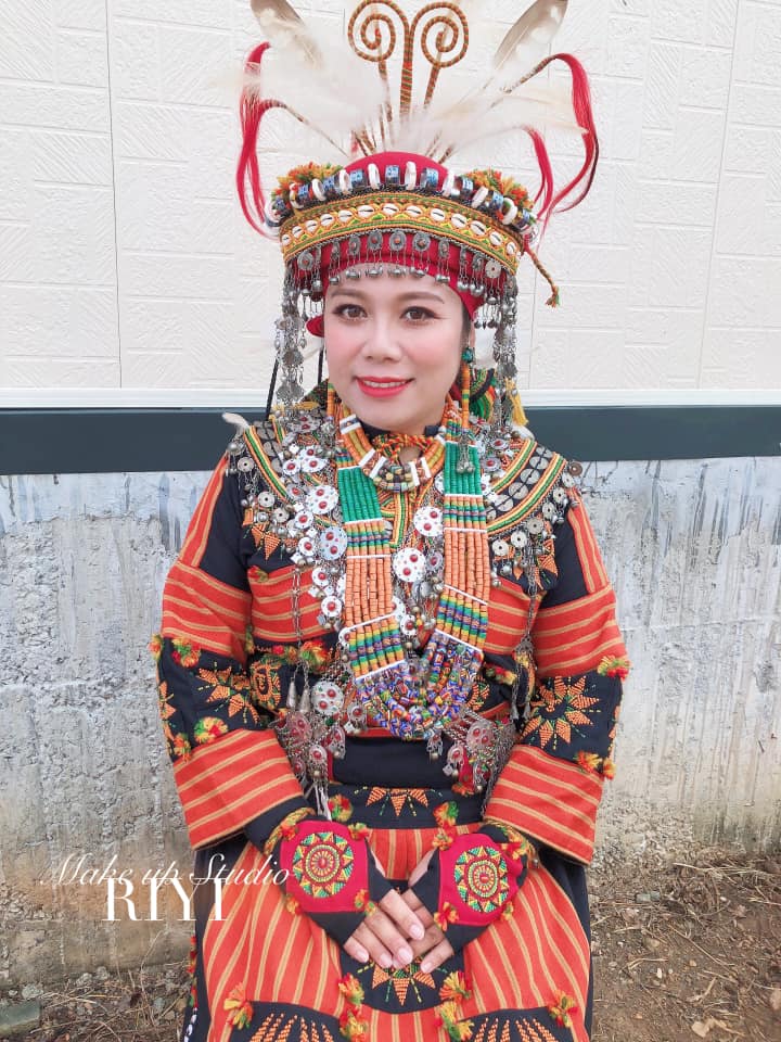 Riyi Make Up Studio 黎伊彩妝整體造型 原住民訂婚下聘儀式 豐盛的聘禮親人的熱情感受到滿滿的祝福 今天超美噠 恭喜 傳統最美 Make Up Hair 黎伊