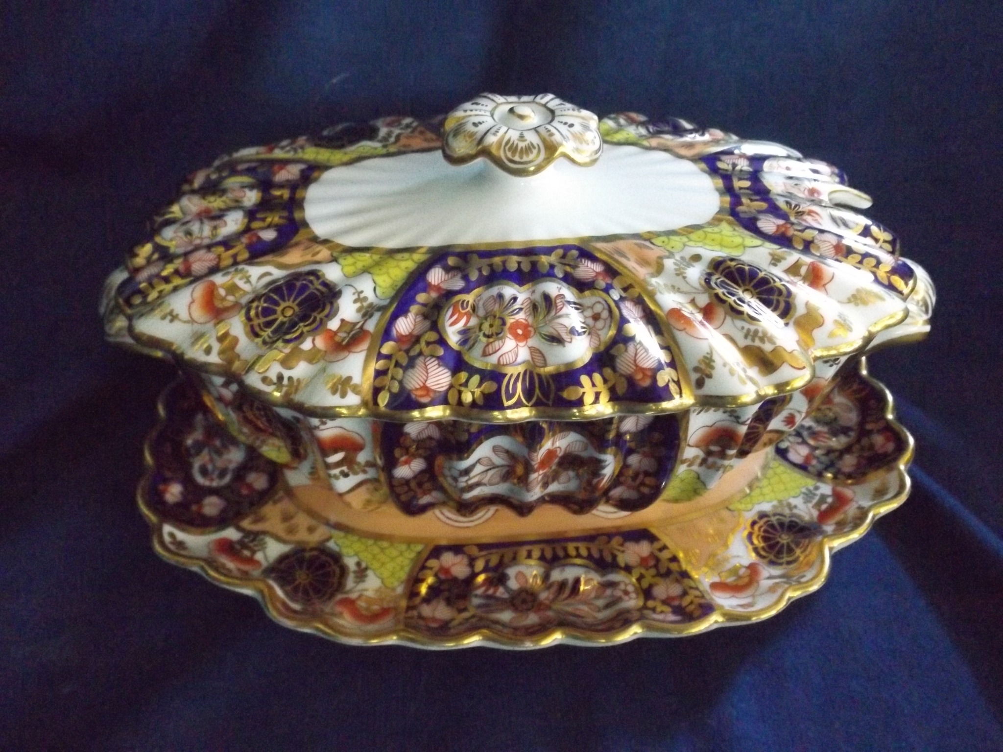 Imari style saucier set from 1880