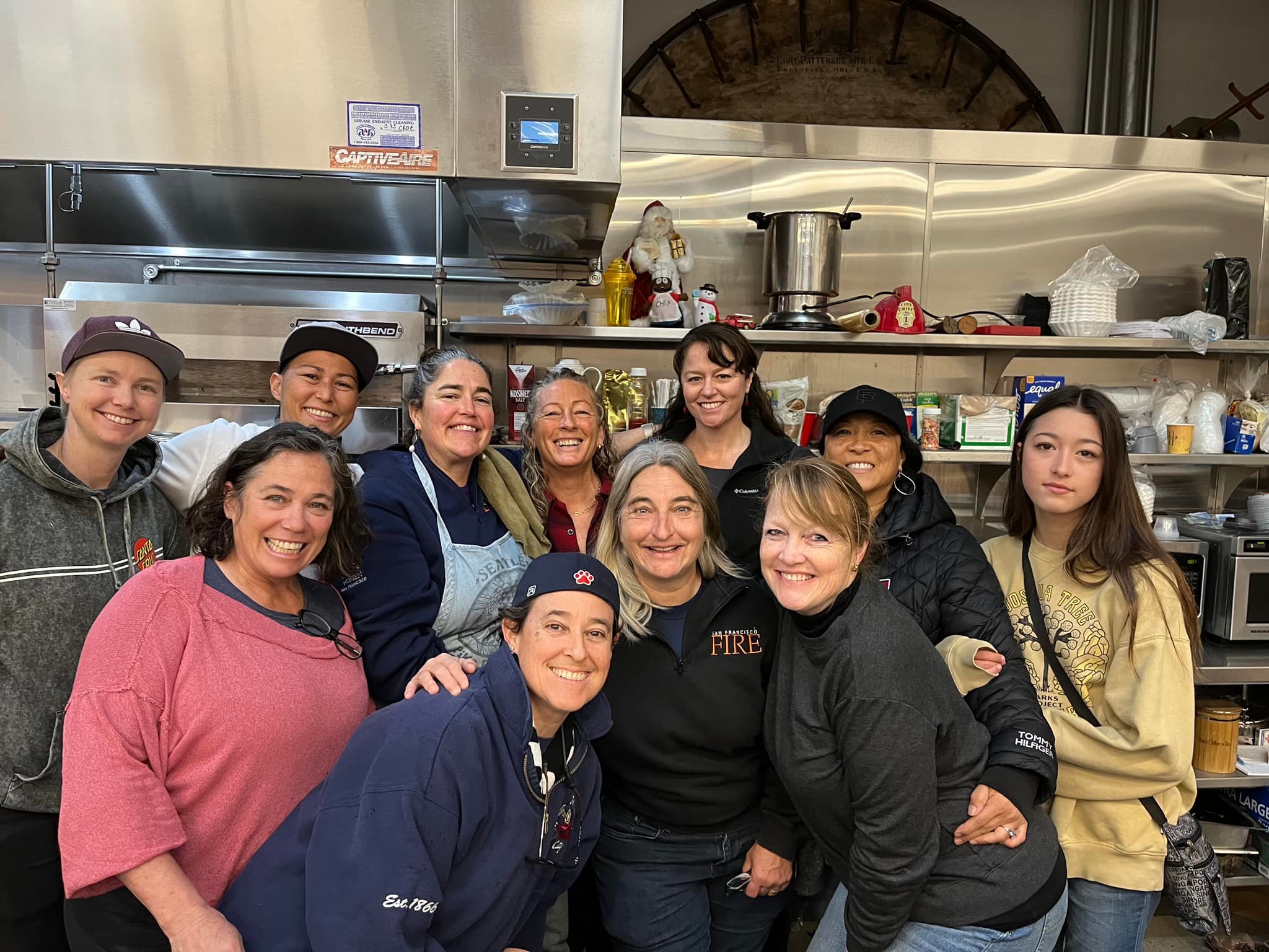 UFSW cooking lunch for the... - United Fire Service Women