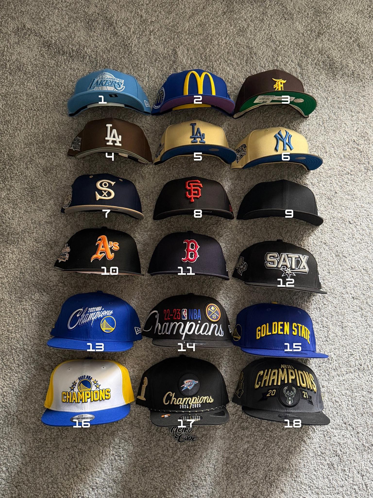 for sale: BEAMS x New Era leather strap baseball cap color: navy 
