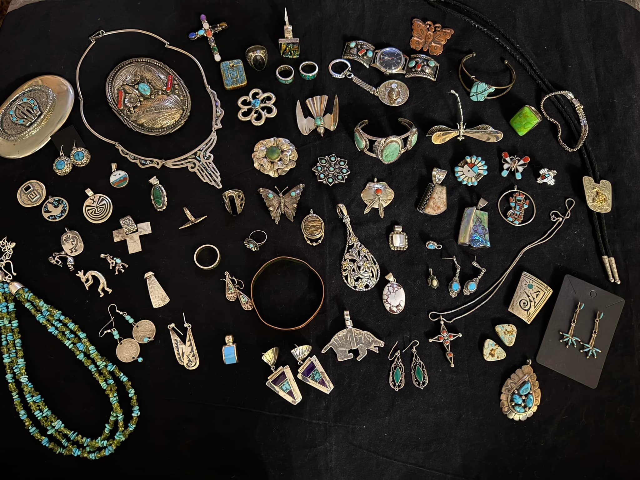 Several pieces available for purchase, please click through photos  display picture 1