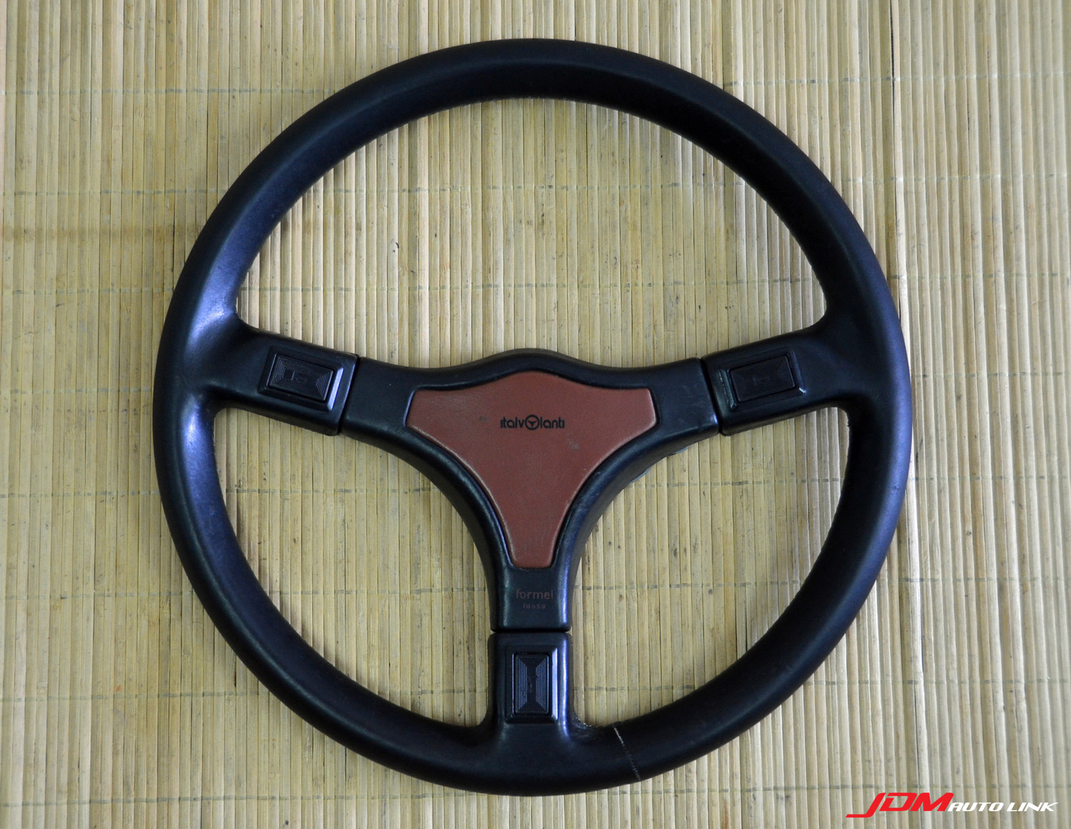 Pre-owned Italvolanti Formel Steering Wheel similar to the one 
