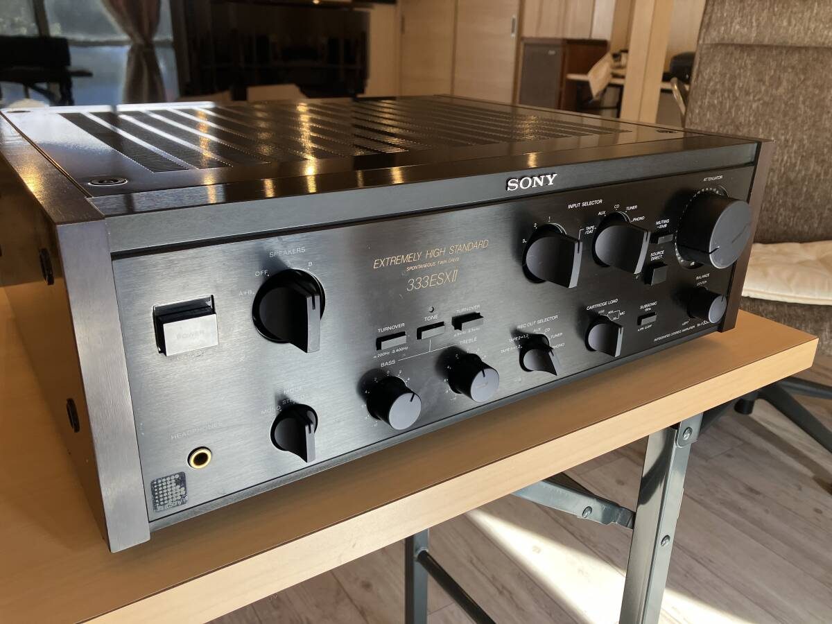 SONY Integrated Amplifier TA-F333ESXII.