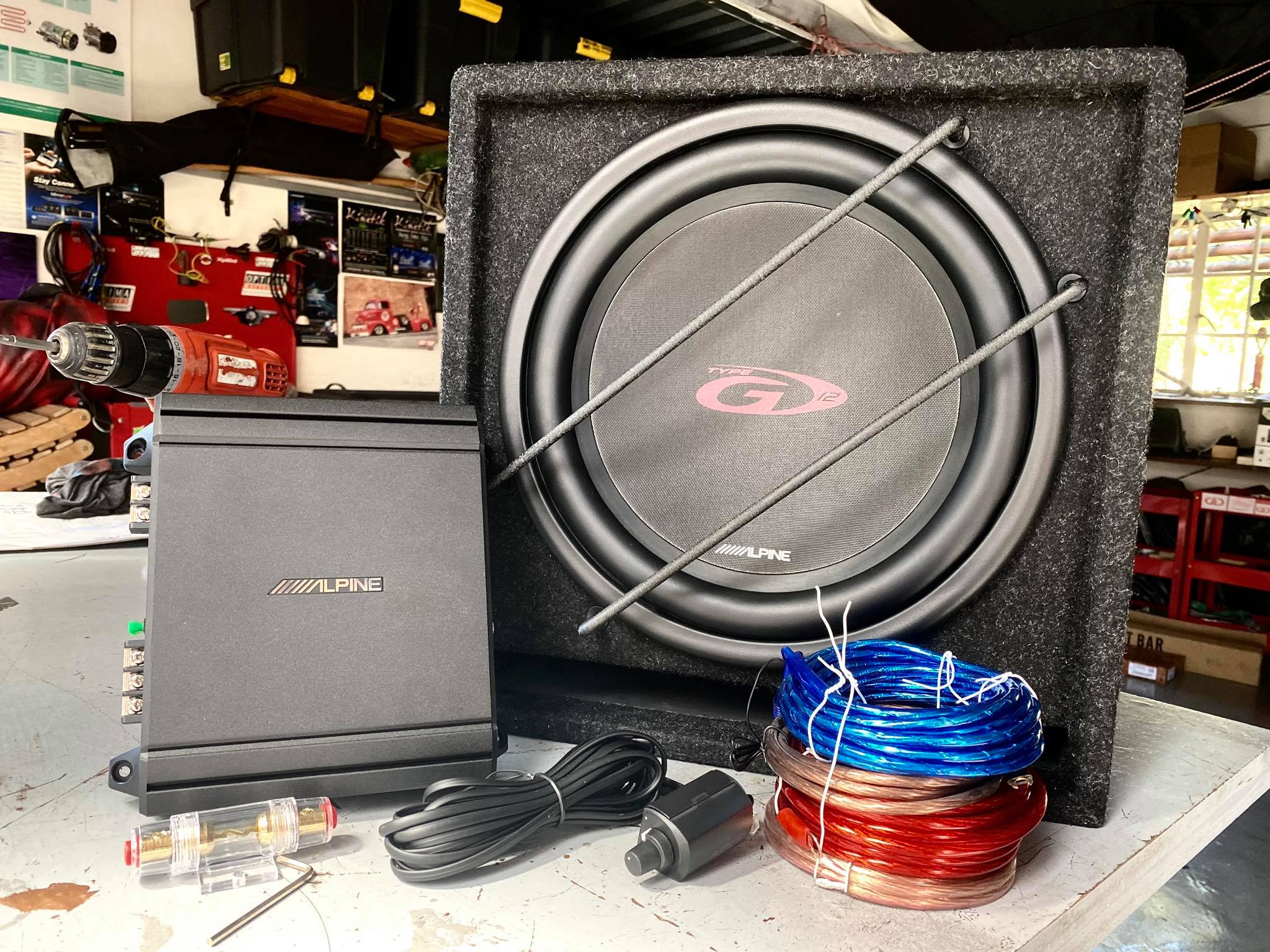Alpine SA - Beautiful Alpine setup for a VW polo. Team...