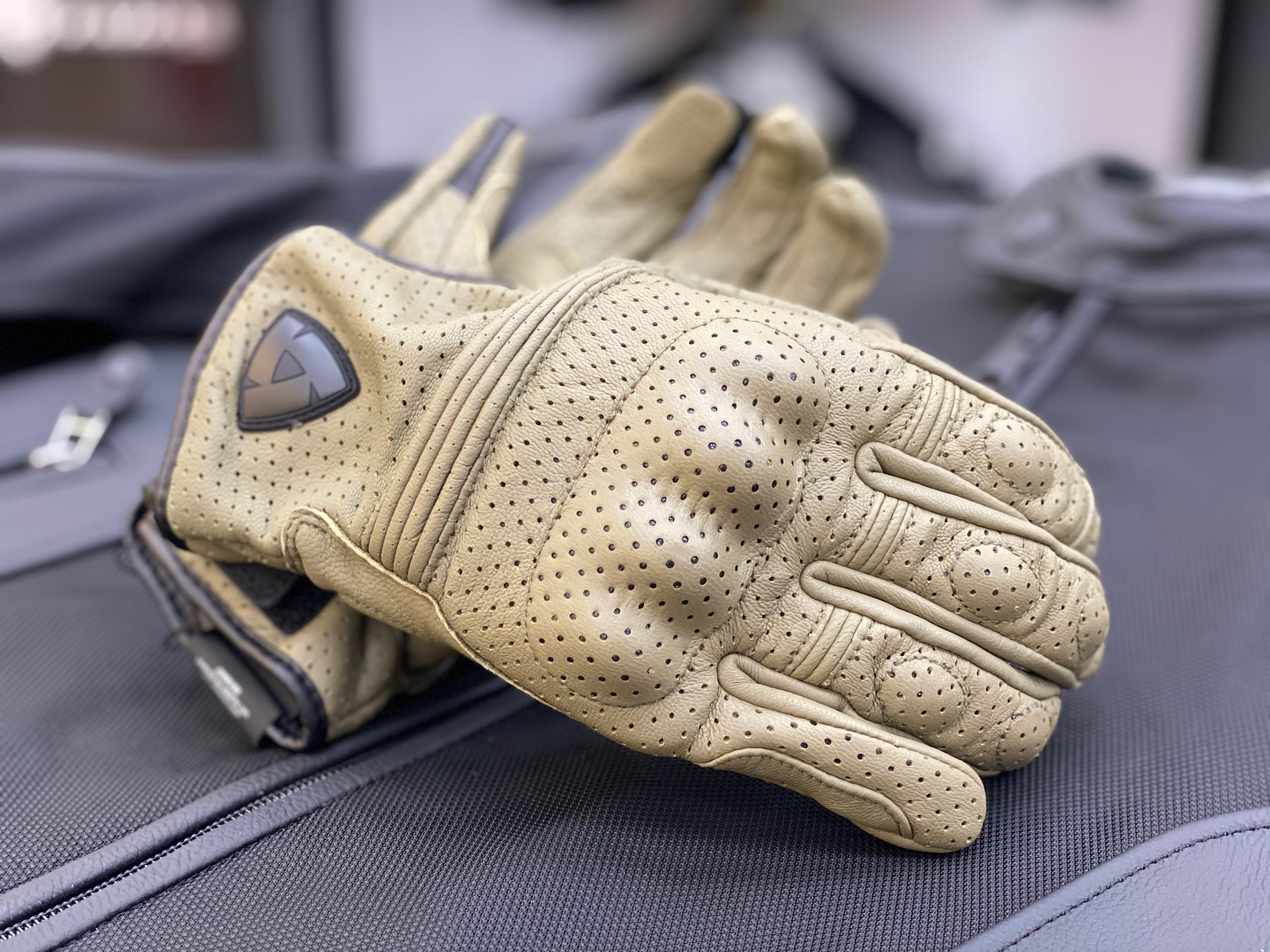 NEW ARRIVAL!!! REV'IT! Fly 3 Gloves - Olive The Revit Fly 3 Gloves