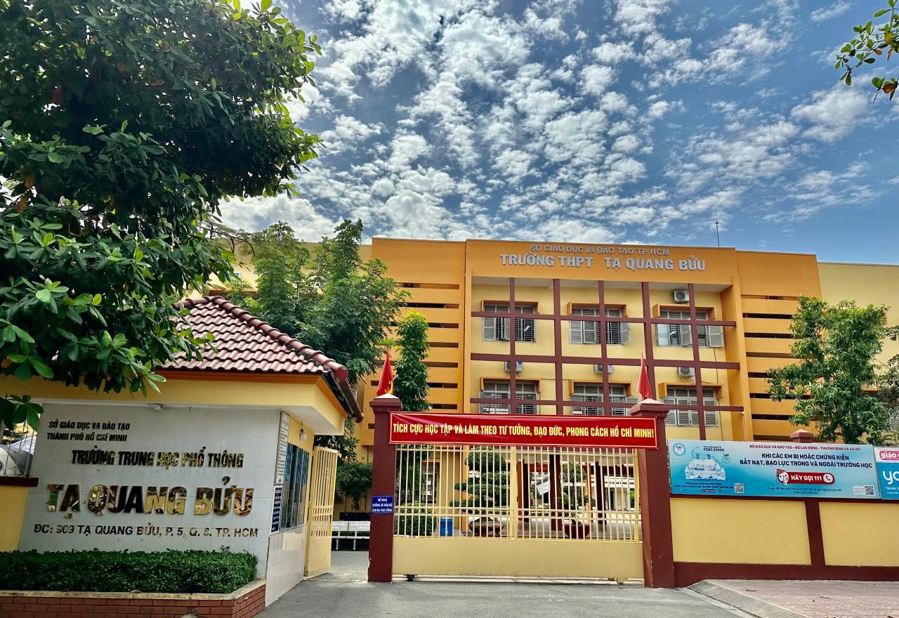 Trường THPT Tạ Quang Bửu TPHCM | Ho Chi Minh City