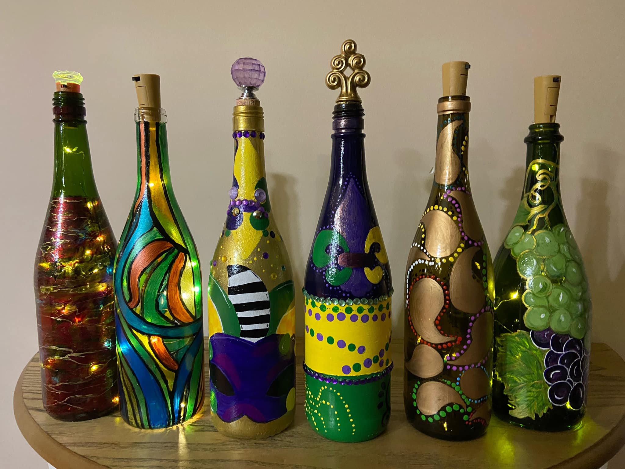J’s Upcycled WineBottles &Crafts Jbottleart.