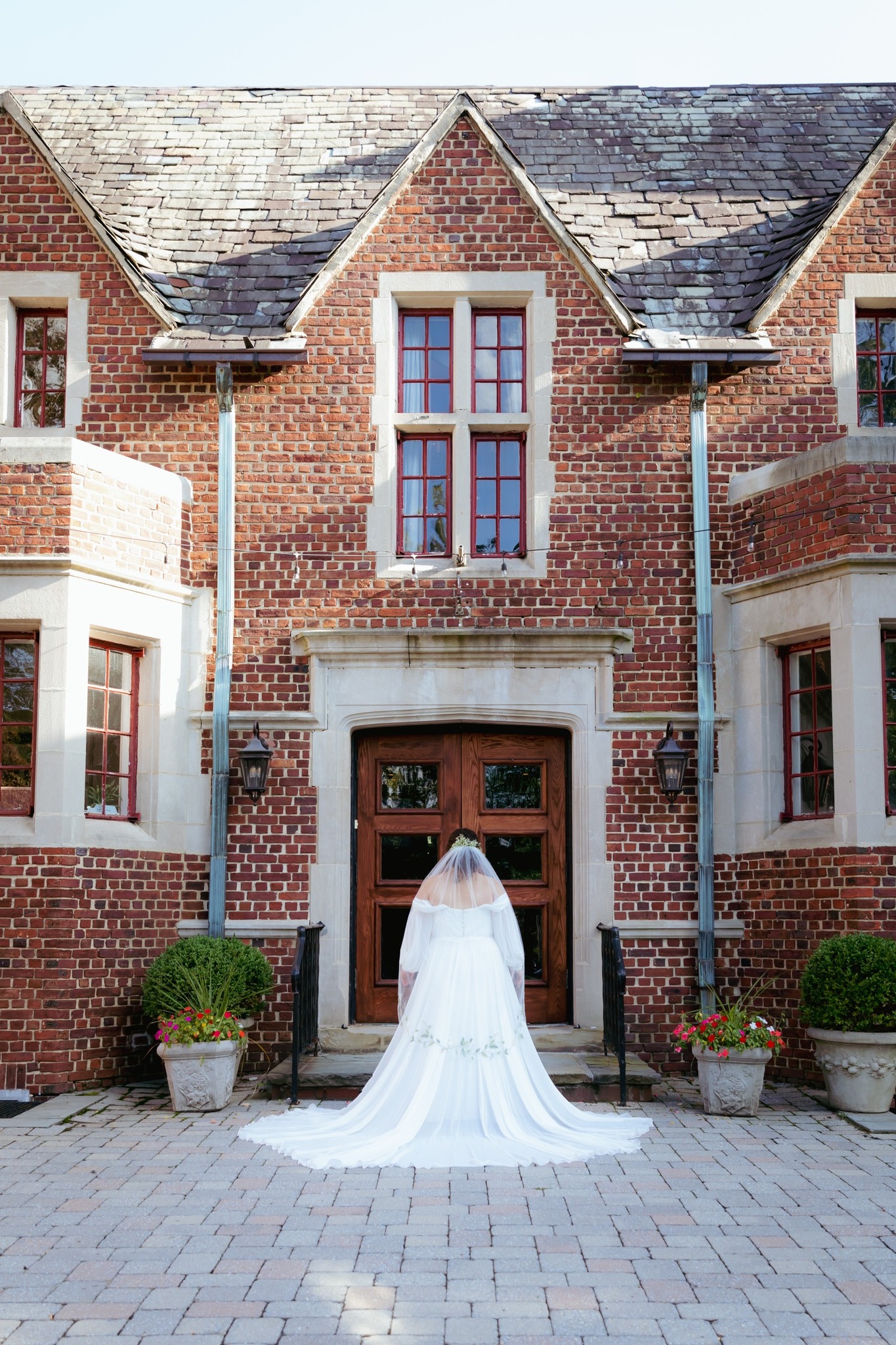 wedding dress boxing service preservation services? Dry cleaning Maternity Dresses for a DressStyle: Style:WKDR0003