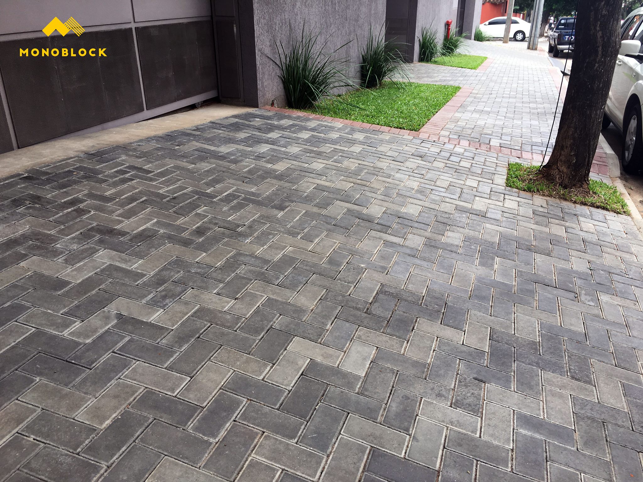 Monoblock S.A. - Te mostramos una vereda de pavers... | Facebook
