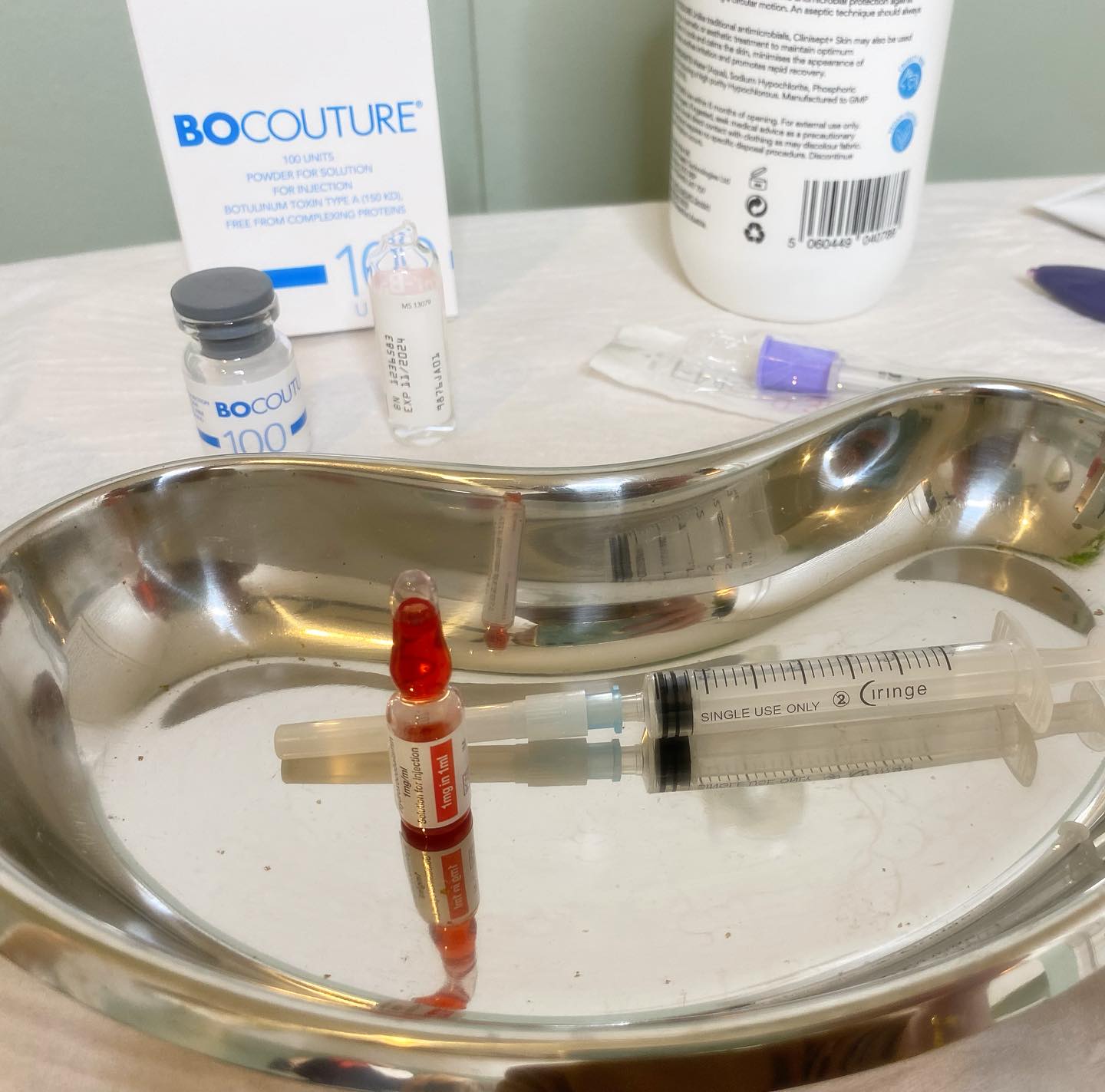 b12 injection color Is the bright red of injections natural? Lipostat+ Weight Loss Injections