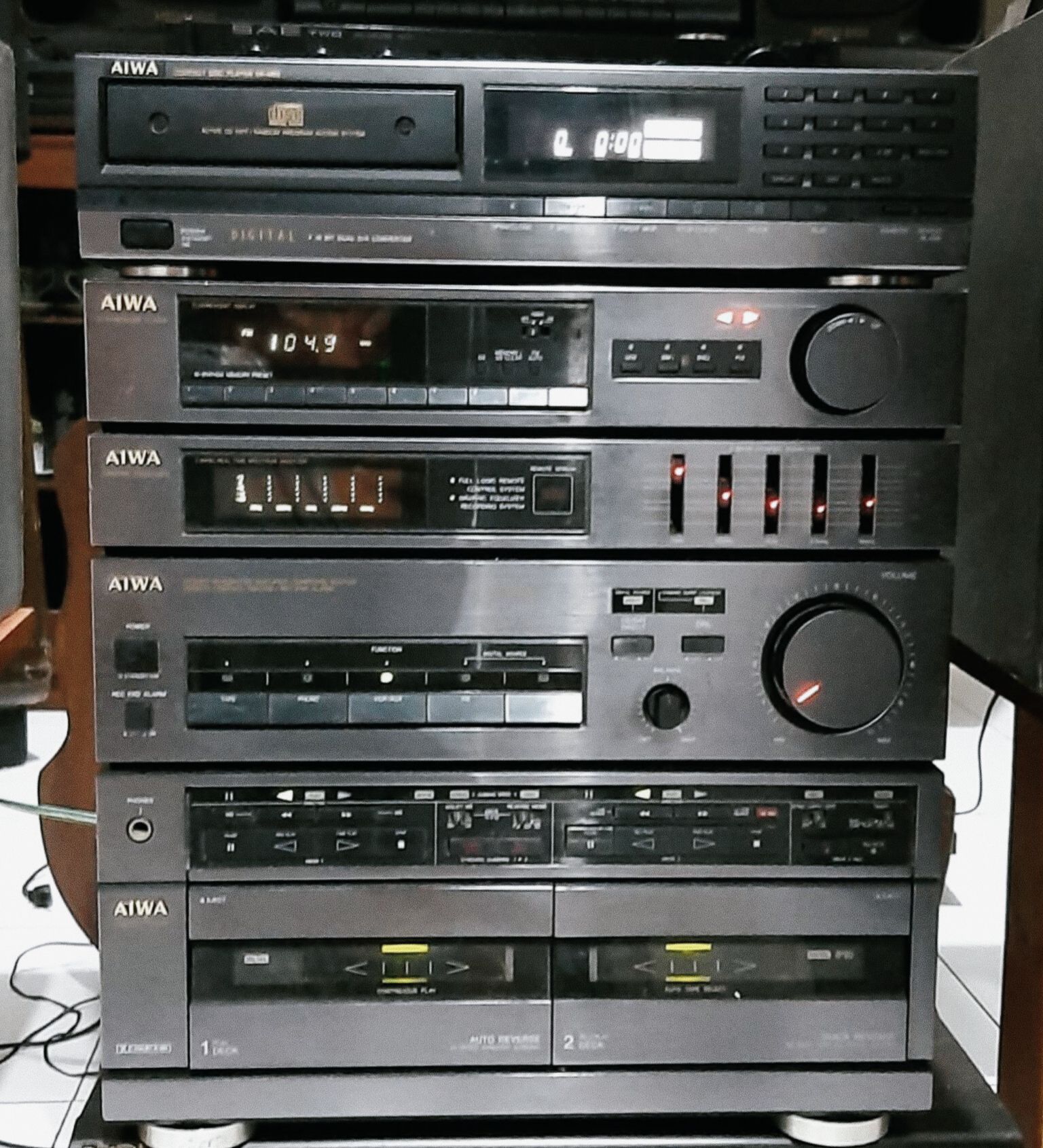Aiwa NSX-S777 mini hi-fi stereo system.😱
