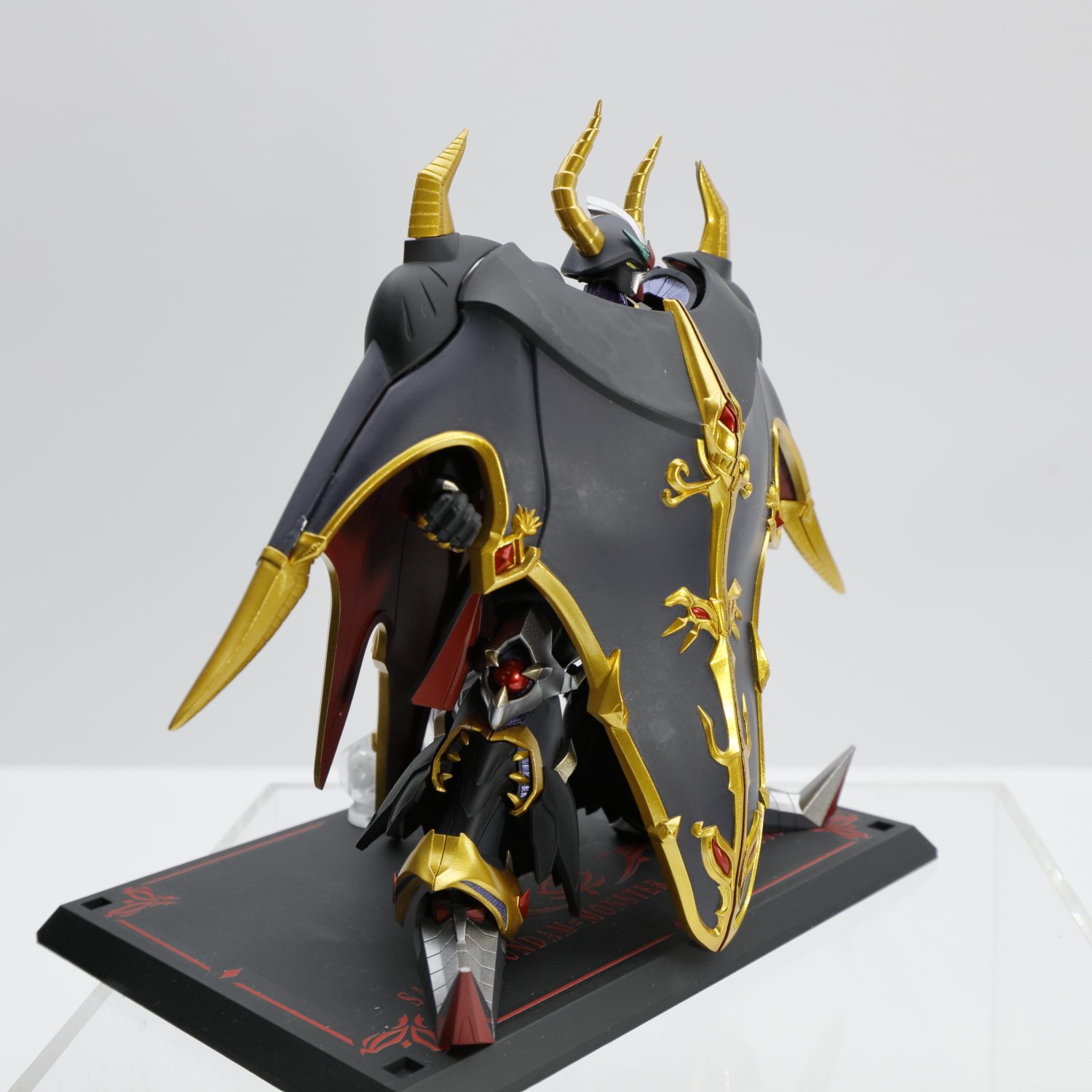 Metal Robot Damashii - Versal Knight Gundam, Satan Black Monster