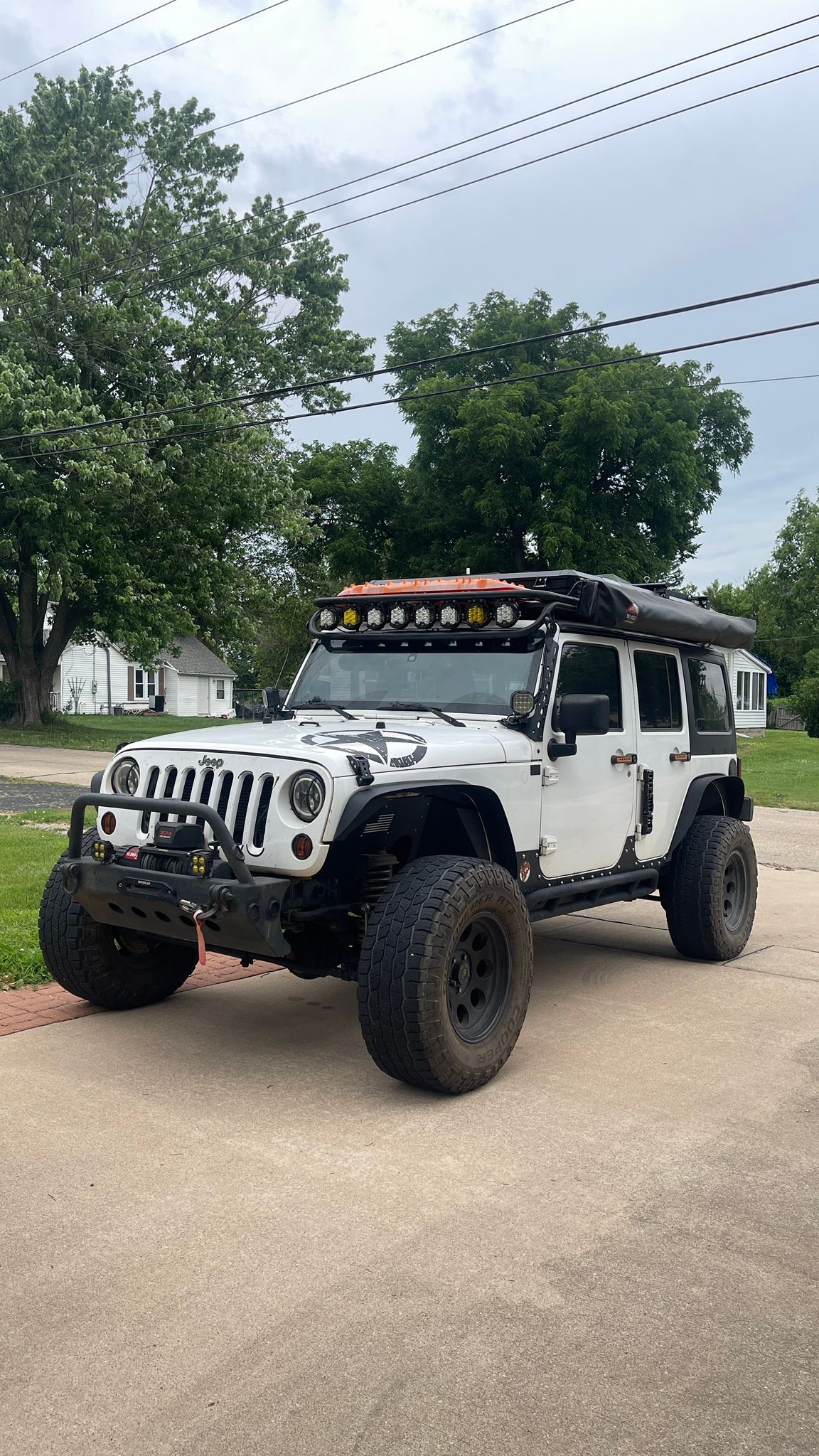What's a 2000 tj tub worth