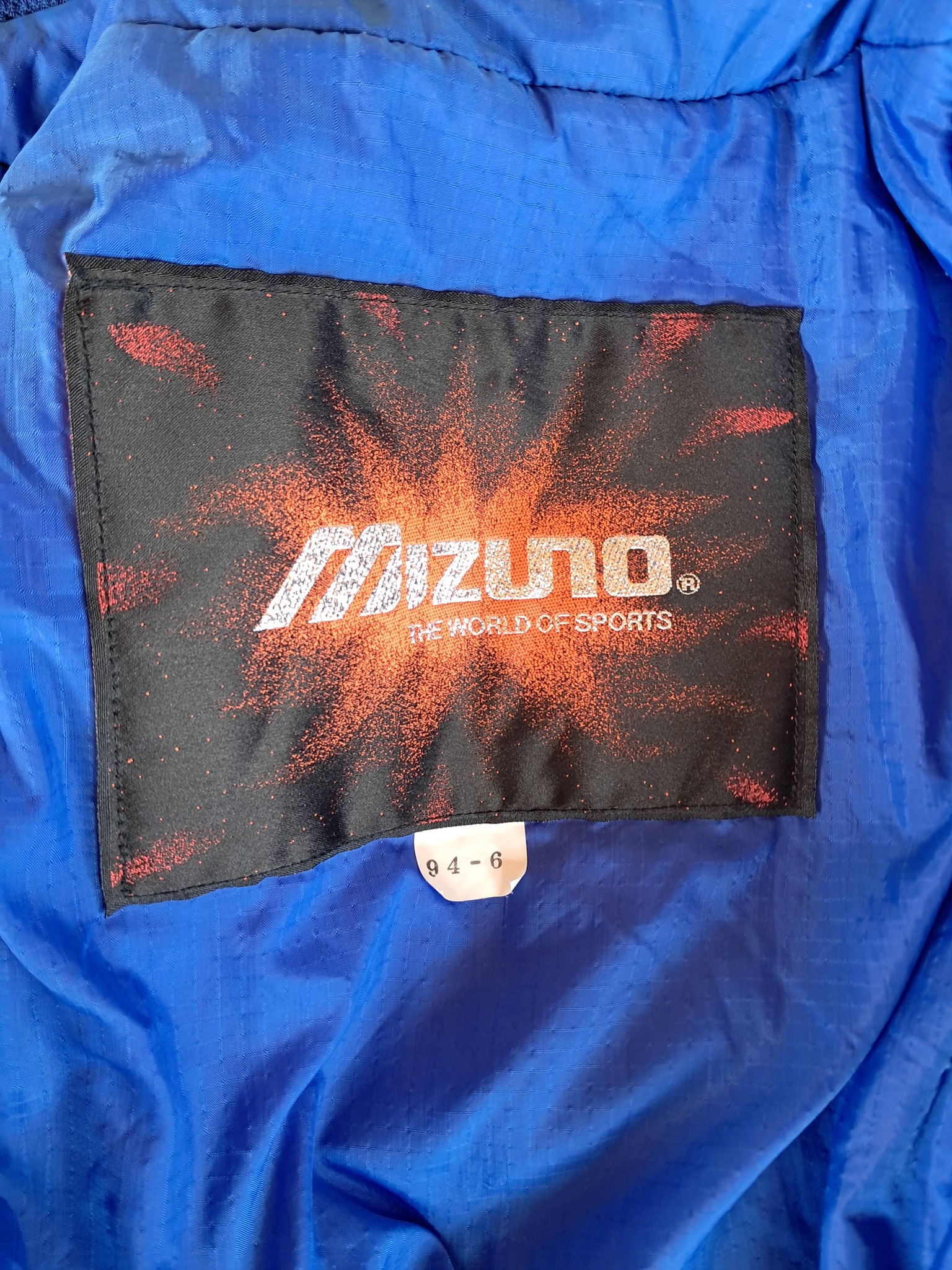 Identify vintage Mizuno ski jacket model?