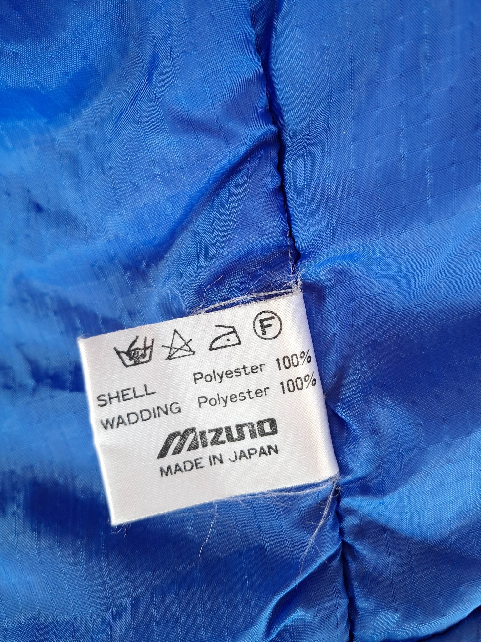 Identify vintage Mizuno ski jacket model?