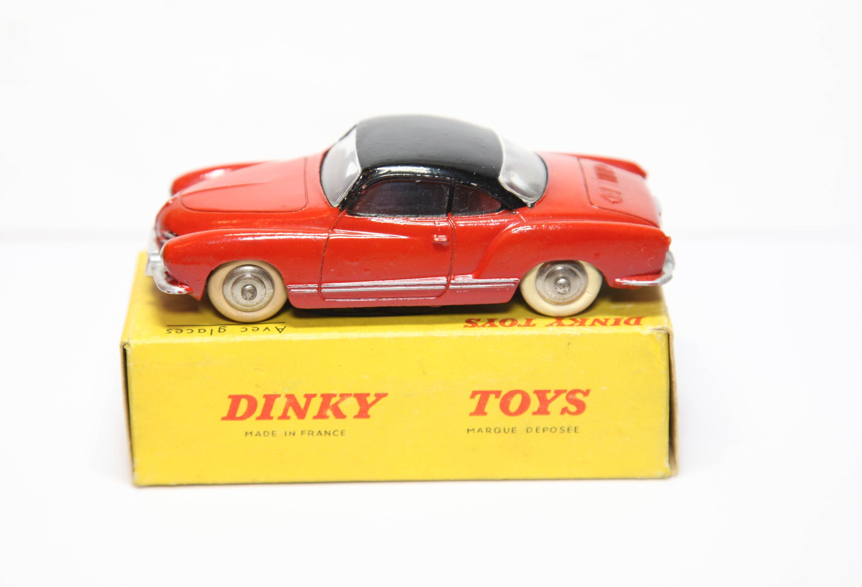 Marklin 8021 Volkswagen Karmann Ghia In Original Box - Stunning