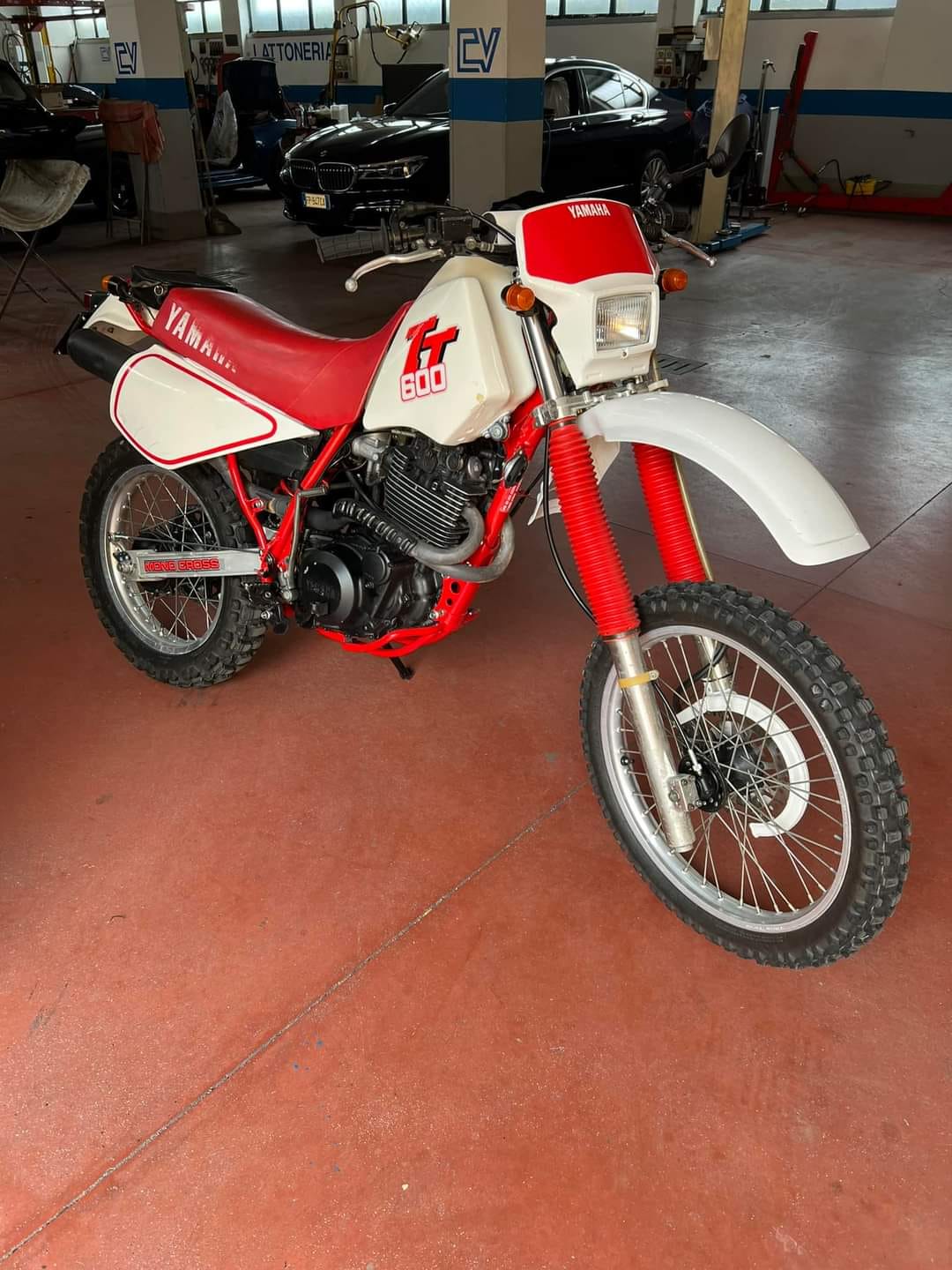 Disco Freno Yamaha TT 600 E - TT 600 S