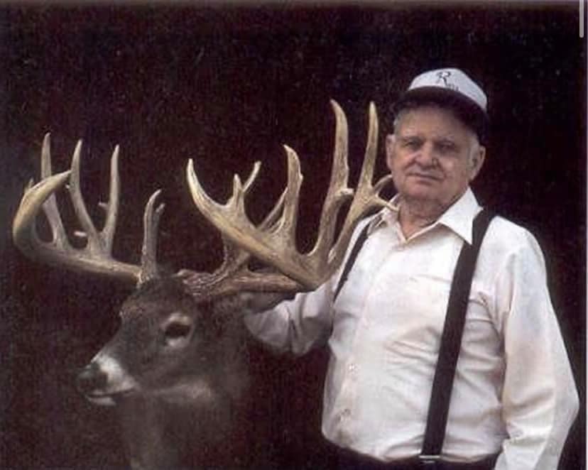 This is the Silver Ridge Buck, Fred... - Hunting On The Edge | Facebook